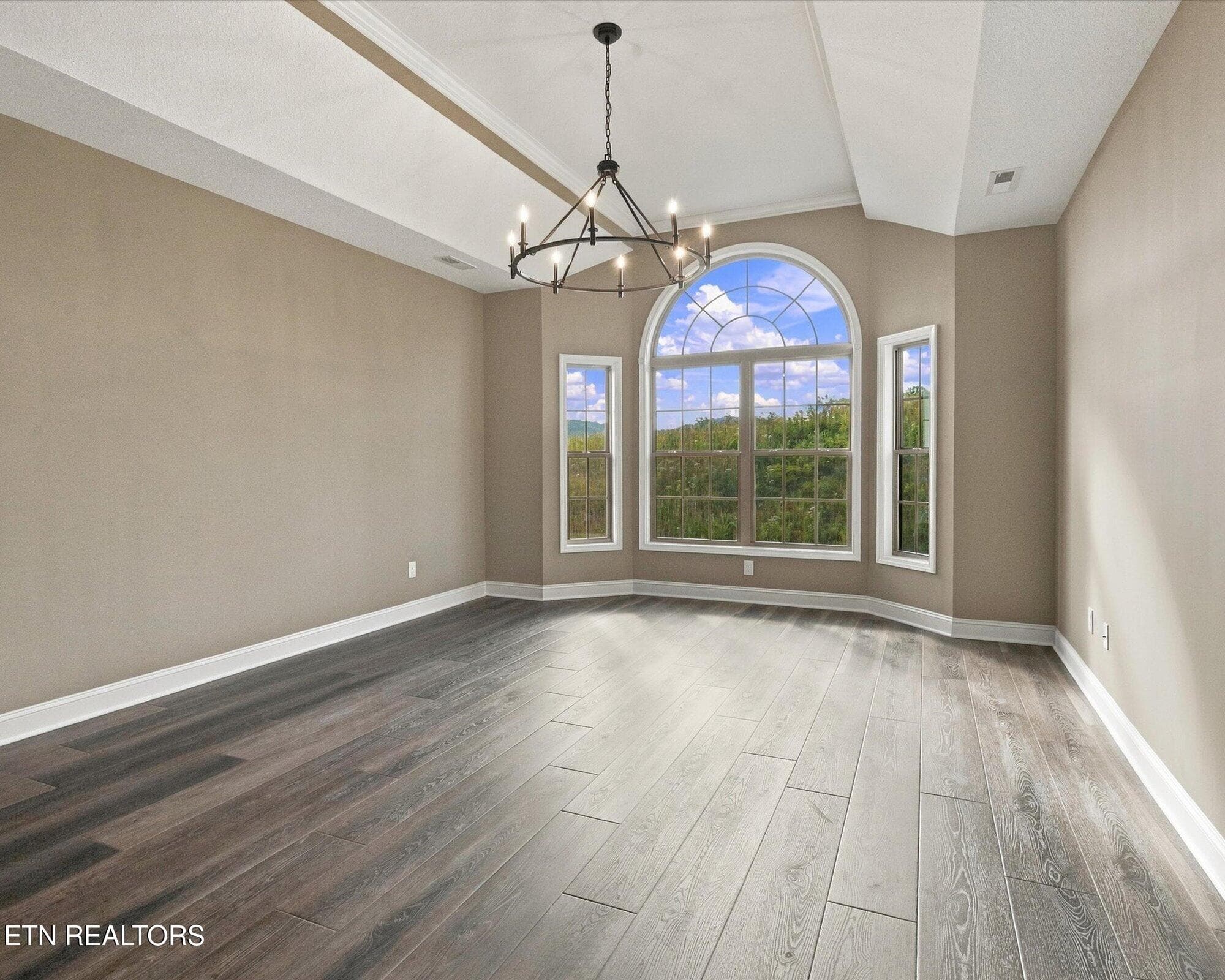 Primary Suite - 1822 Hickory Reserve Rd, Knoxville, TN 37932, Knoxville