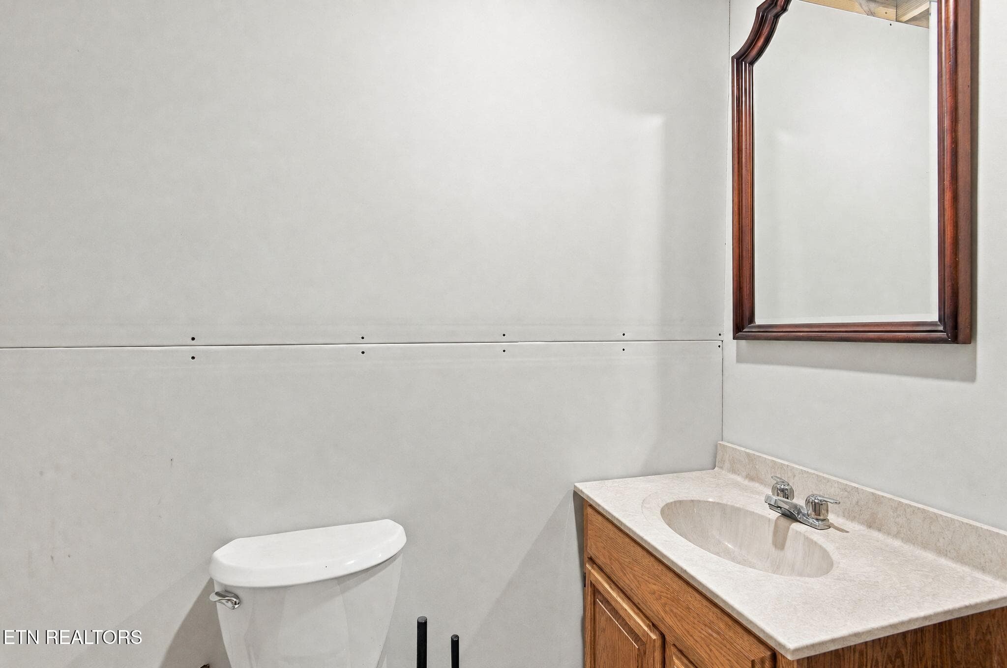 39-web-or-mls-022_DECLUTTERED-existing-p - 8734 Stoney Fork Rd, Huntsville, TN 37756, Huntsville