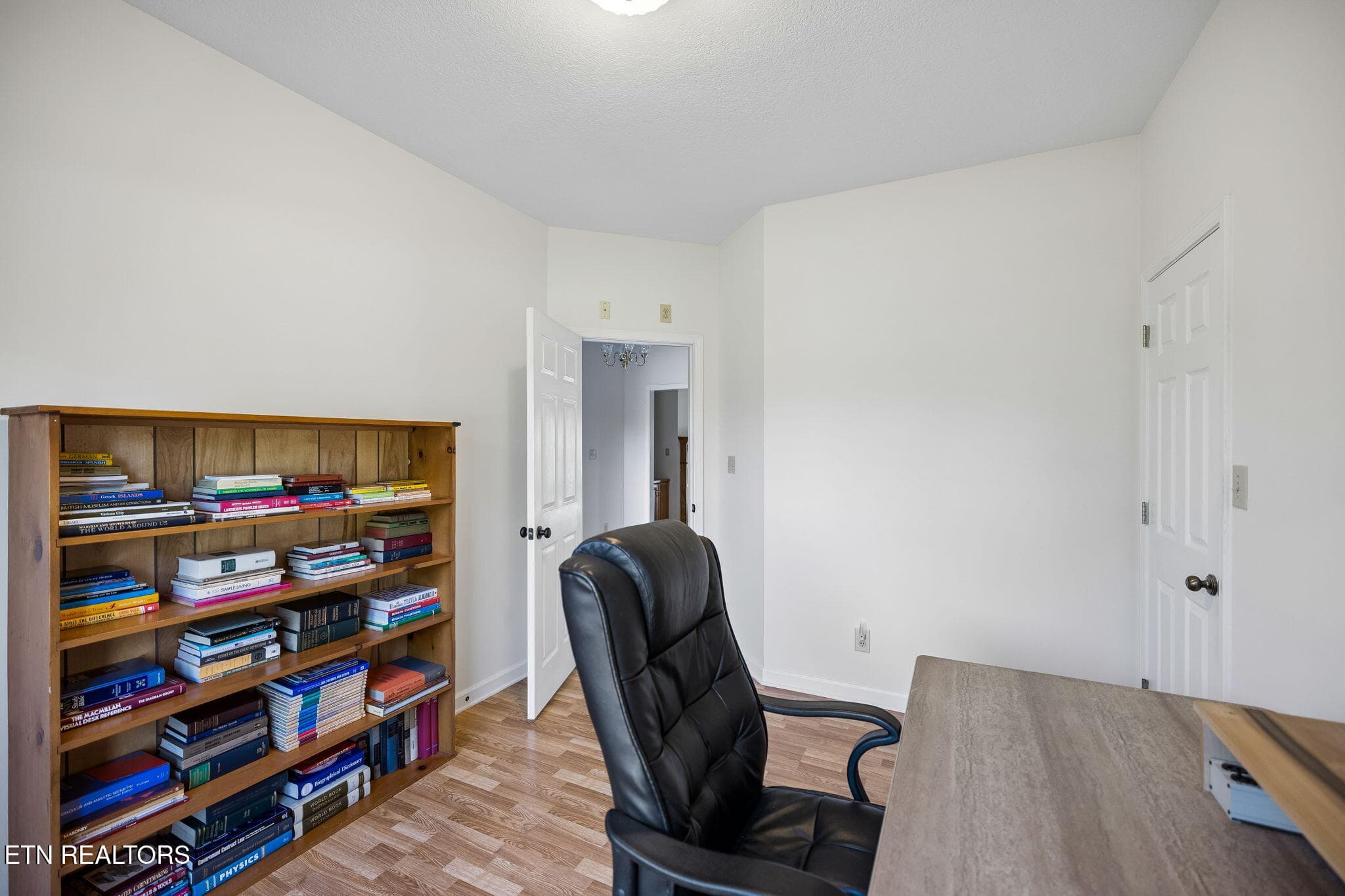 Bedroom 1/office - 937 Andover Blvd, Alcoa, TN 37701, Alcoa