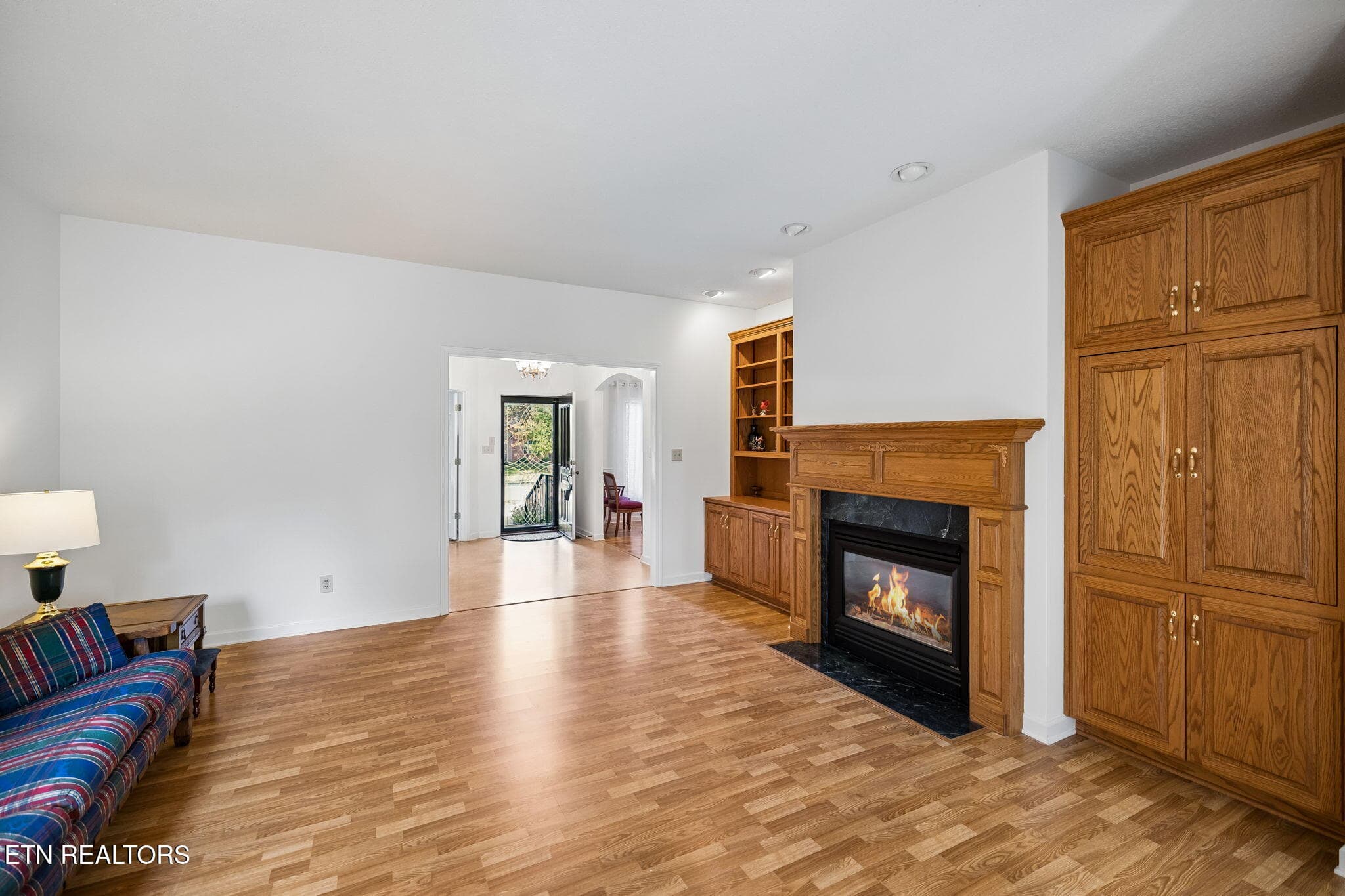 Spacious living room - 937 Andover Blvd, Alcoa, TN 37701, Alcoa