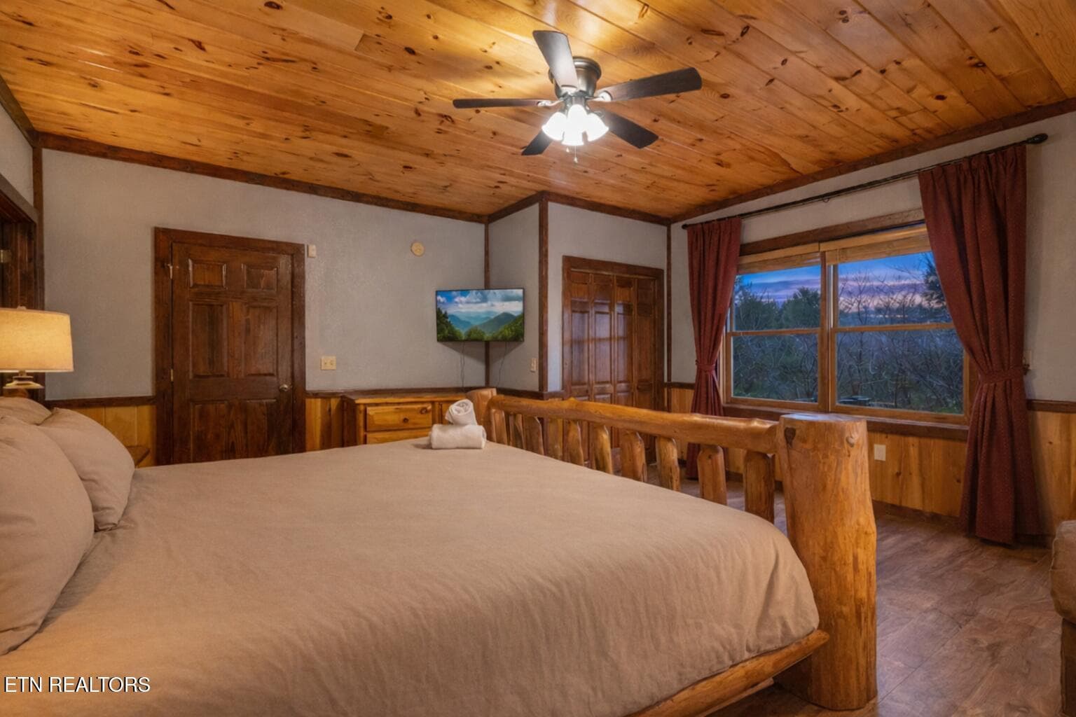 Bedroom with King Bed for 203 Amet Way P - 203 Amet Way, Cosby, TN 37722, Cosby