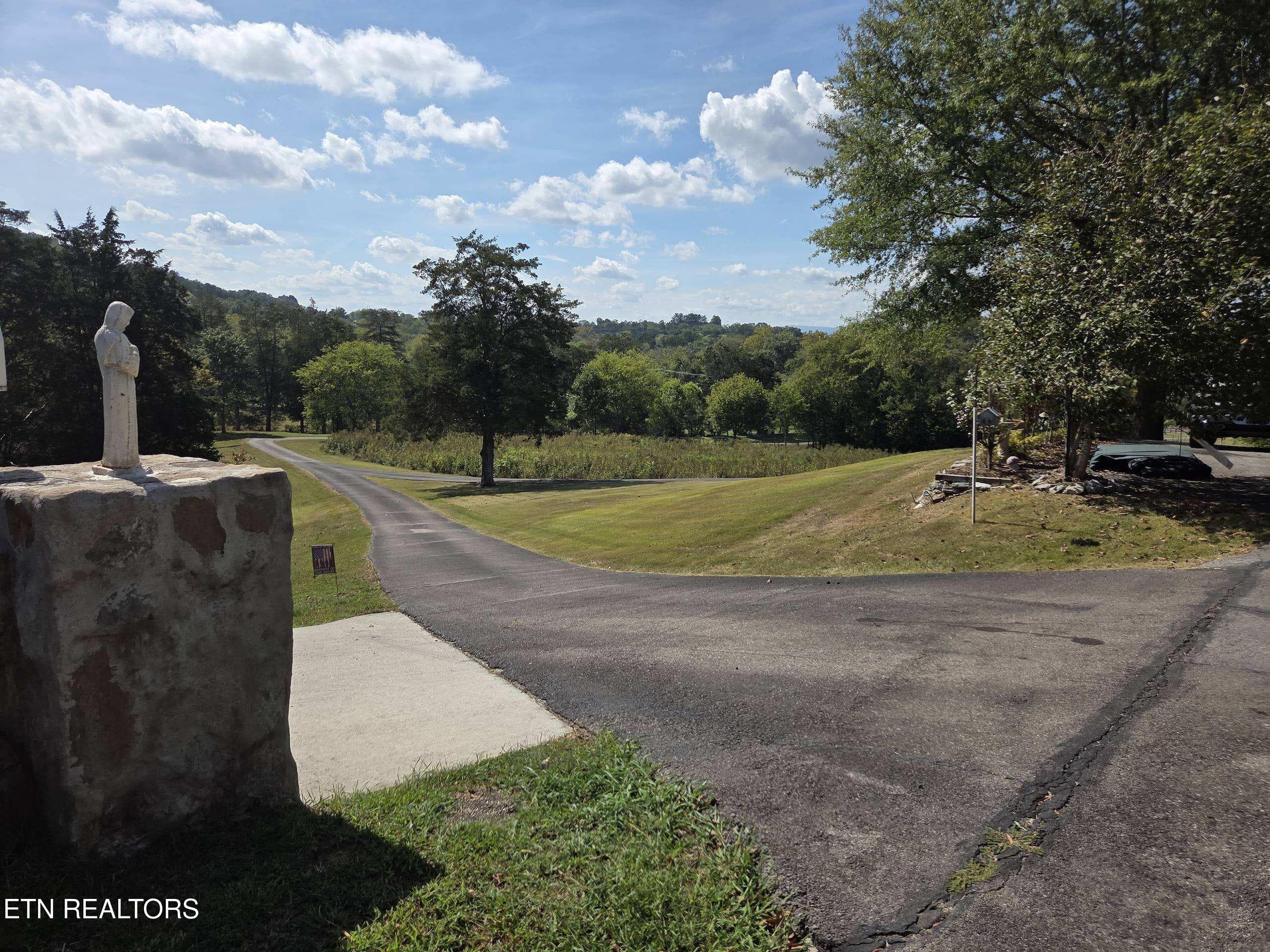 1bca652e-c392-4c03-836c-64e5fcdb1269 - 572 Mountain Rd, Clinton, TN 37716, Clinton