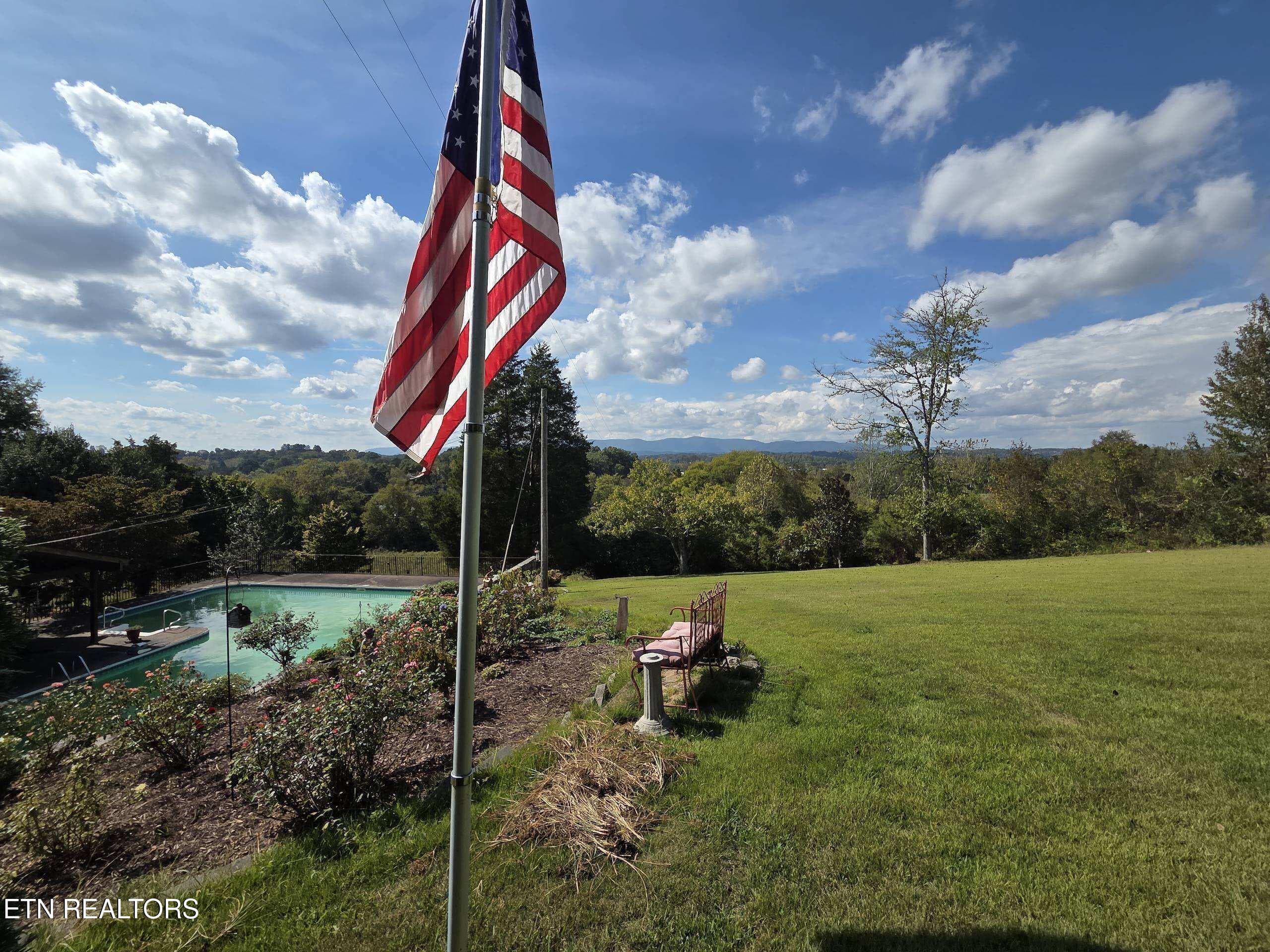 aa86c6ce-8d75-405b-81e7-ca320b72ae21 - 572 Mountain Rd, Clinton, TN 37716, Clinton