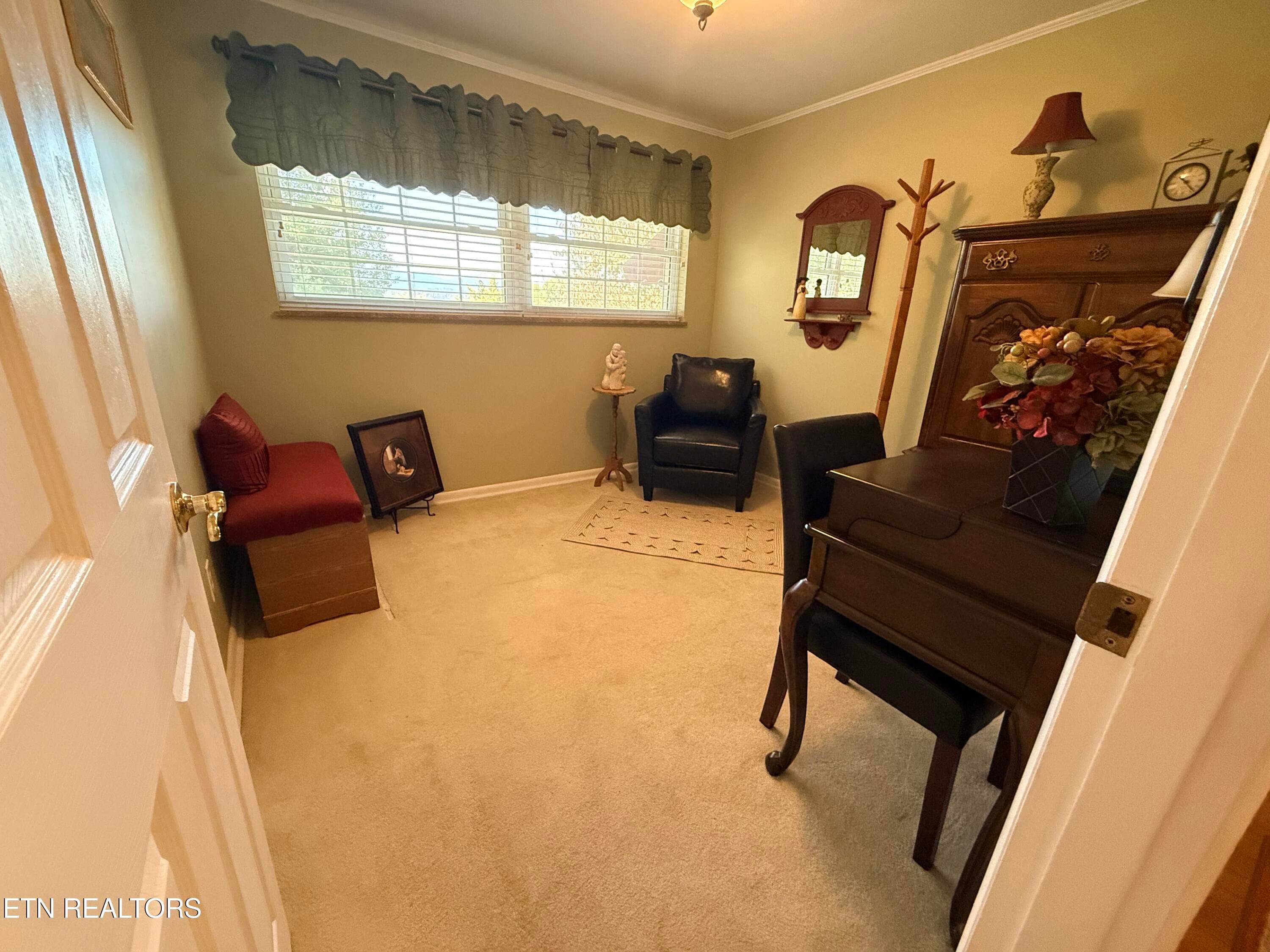 bedroom #3 up - 572 Mountain Rd, Clinton, TN 37716, Clinton