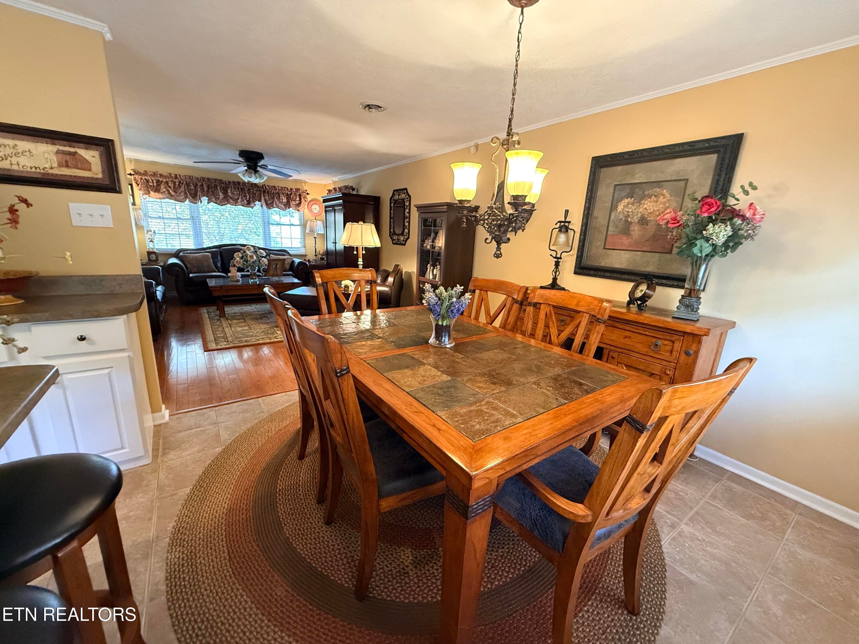 kitchen/dining - 572 Mountain Rd, Clinton, TN 37716, Clinton