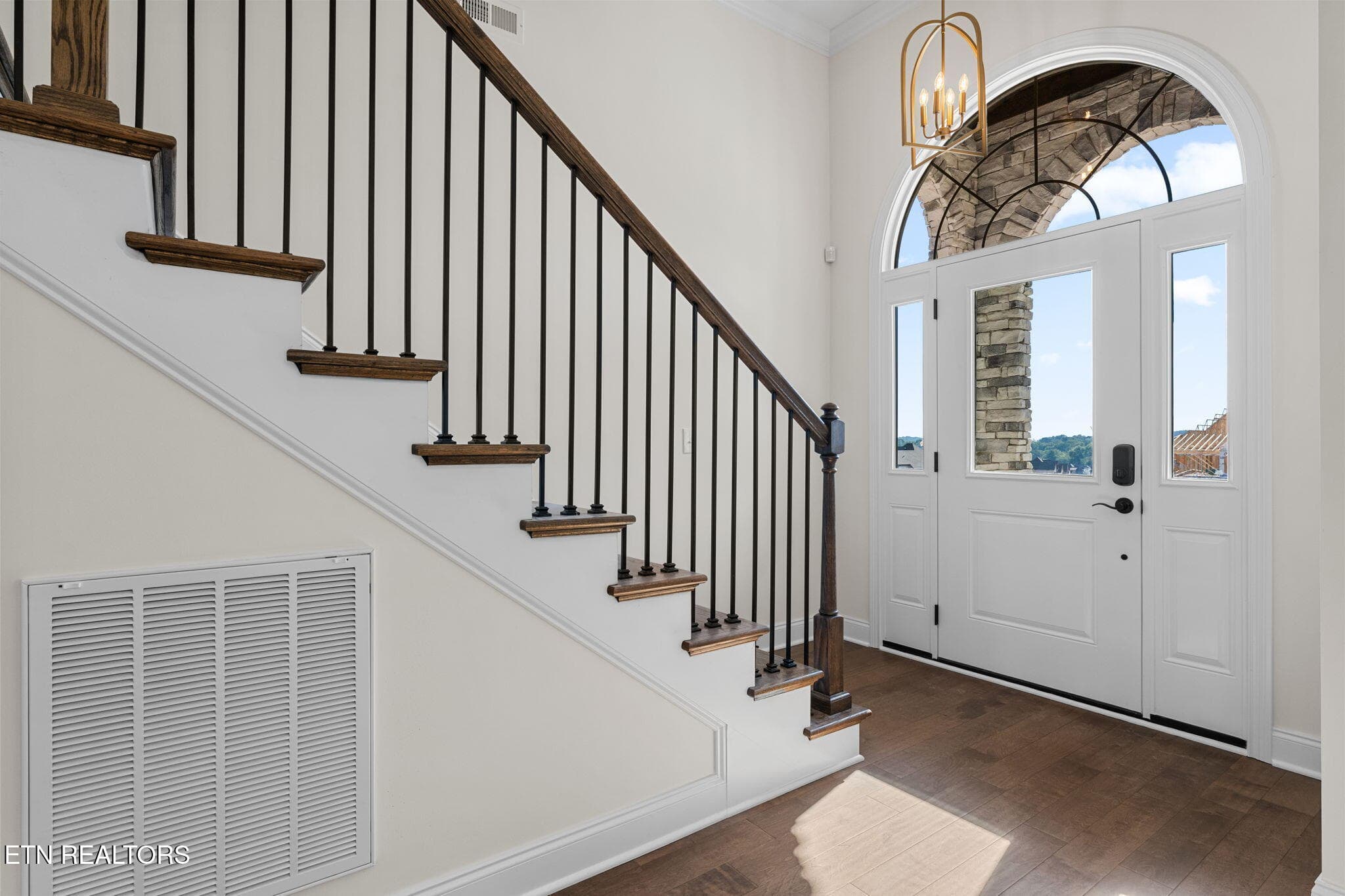 foyer - 332 Rugby Manor Ln, Knoxville, TN 37923, Knoxville