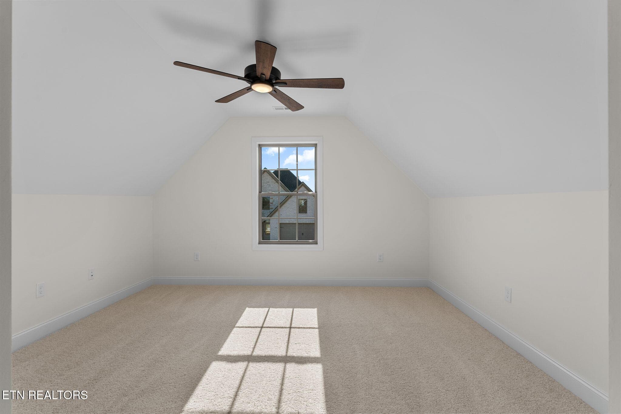 Bonus Room - 332 Rugby Manor Ln, Knoxville, TN 37923, Knoxville