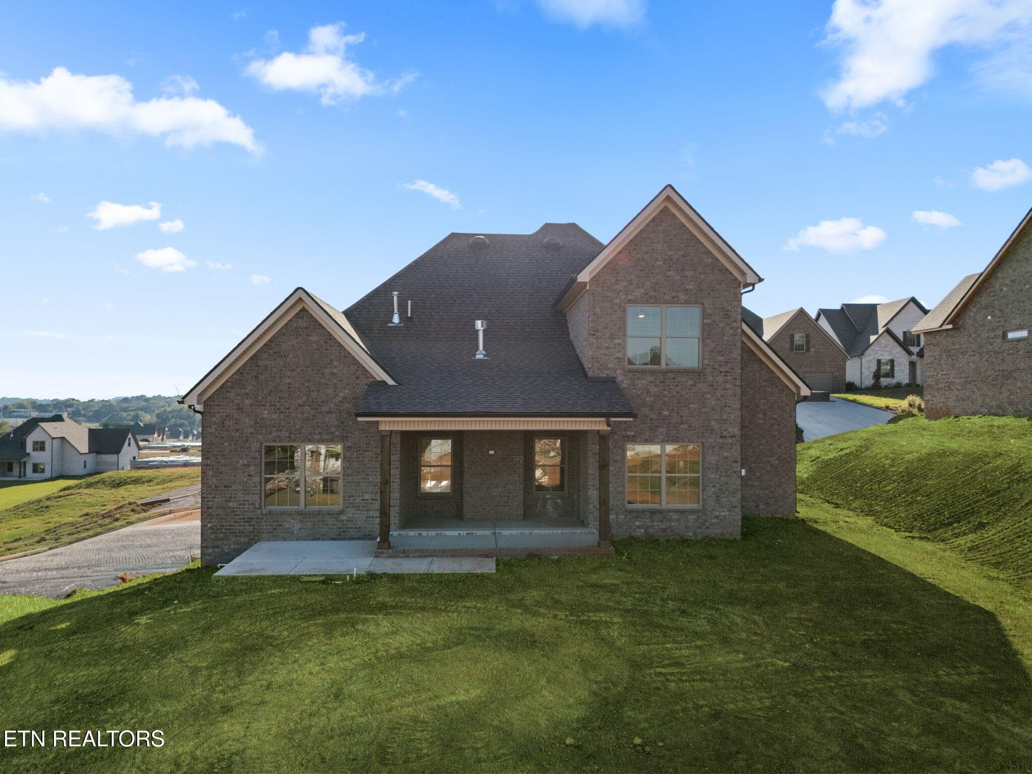 45-web-or-mls-332 Rugby Mnr Ln-44 - 332 Rugby Manor Ln, Knoxville, TN 37923, Knoxville