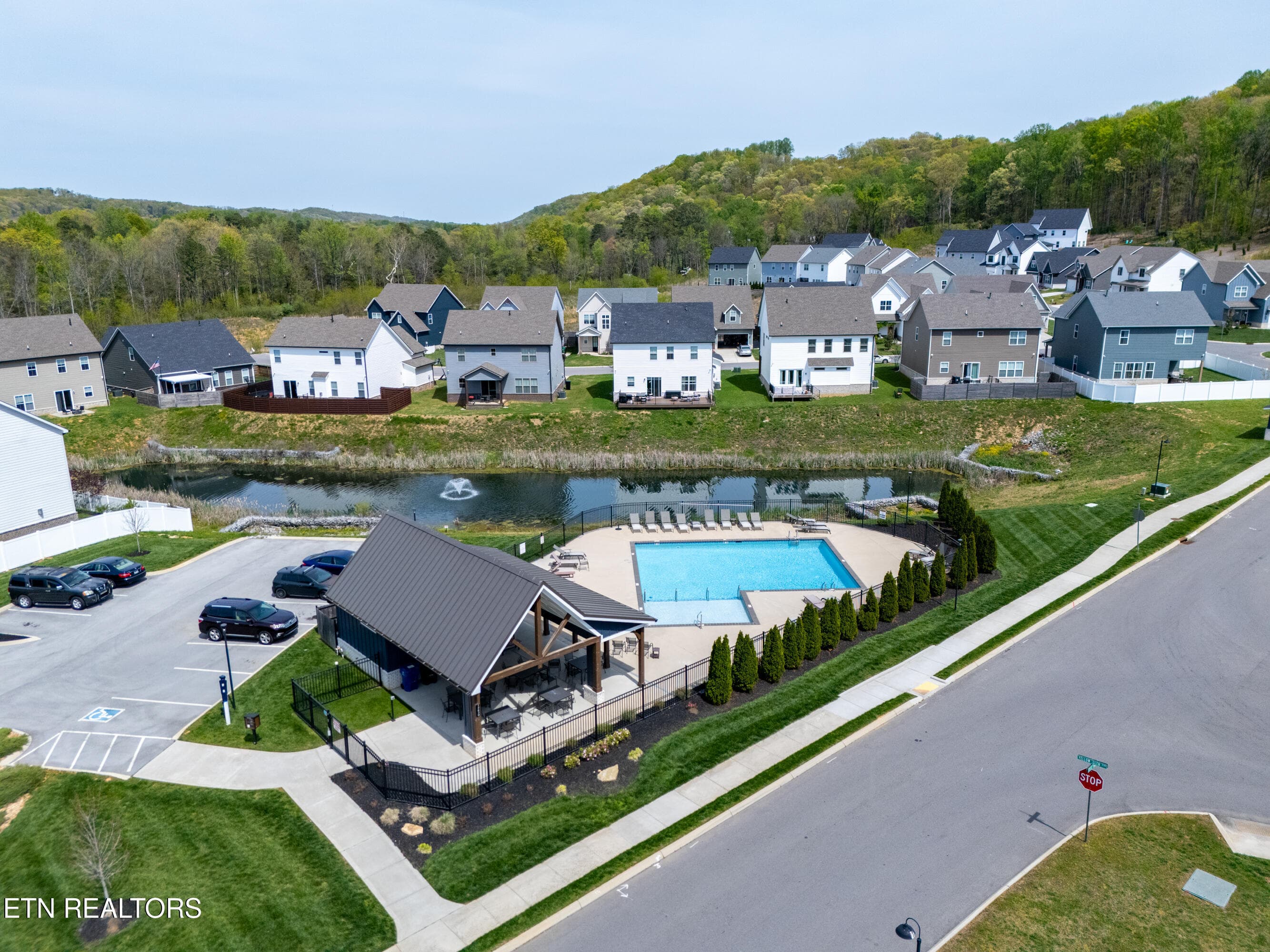 Image 60 - 12512 Dalton View Lane, Knoxville, TN 37932, Knoxville