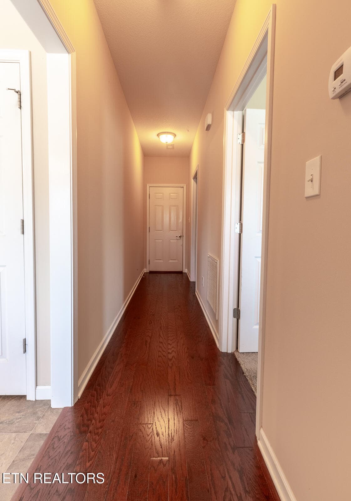 hallway - 7528 Dupree Rd, Knoxville, TN 37920, Knoxville