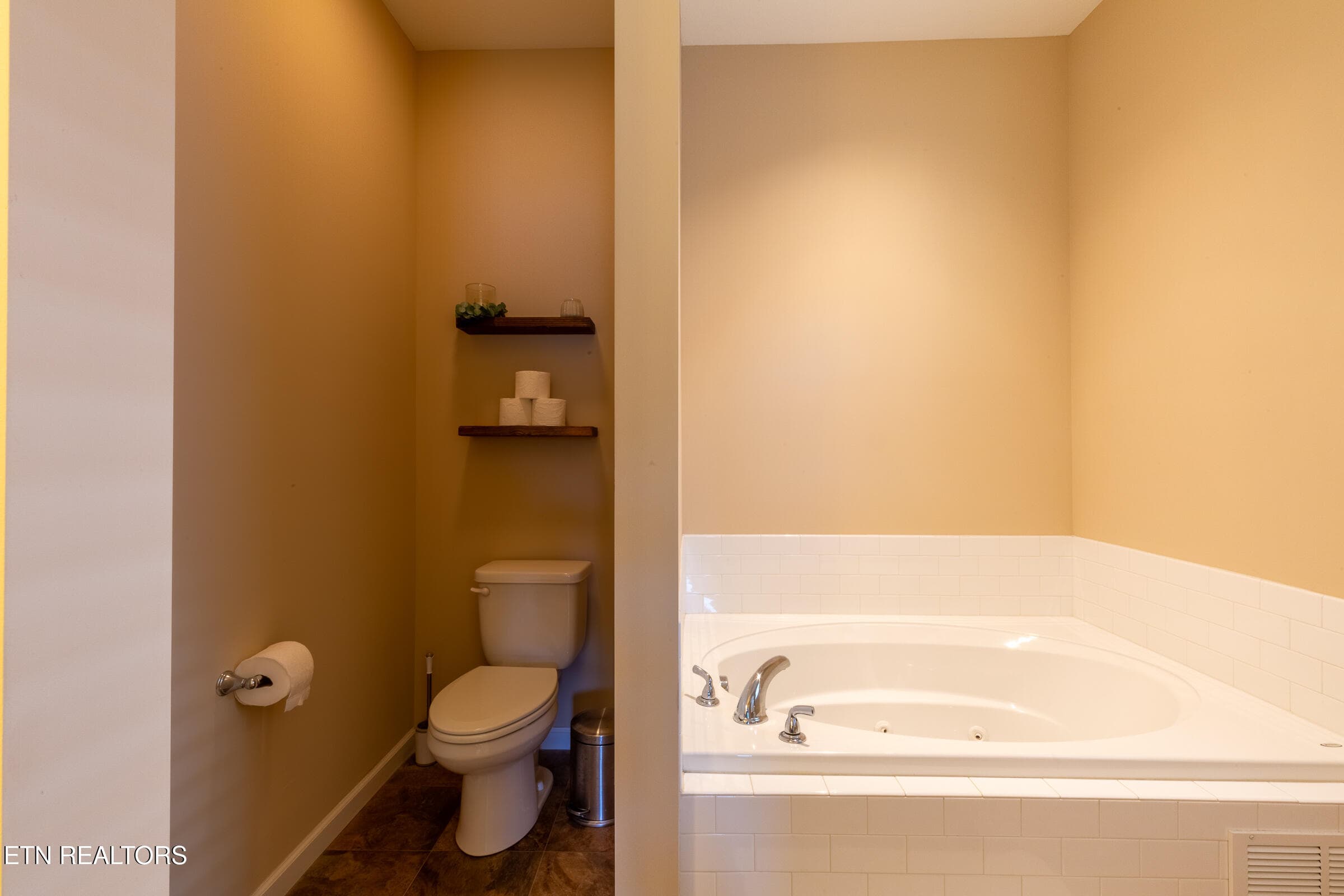 master bath - 7528 Dupree Rd, Knoxville, TN 37920, Knoxville