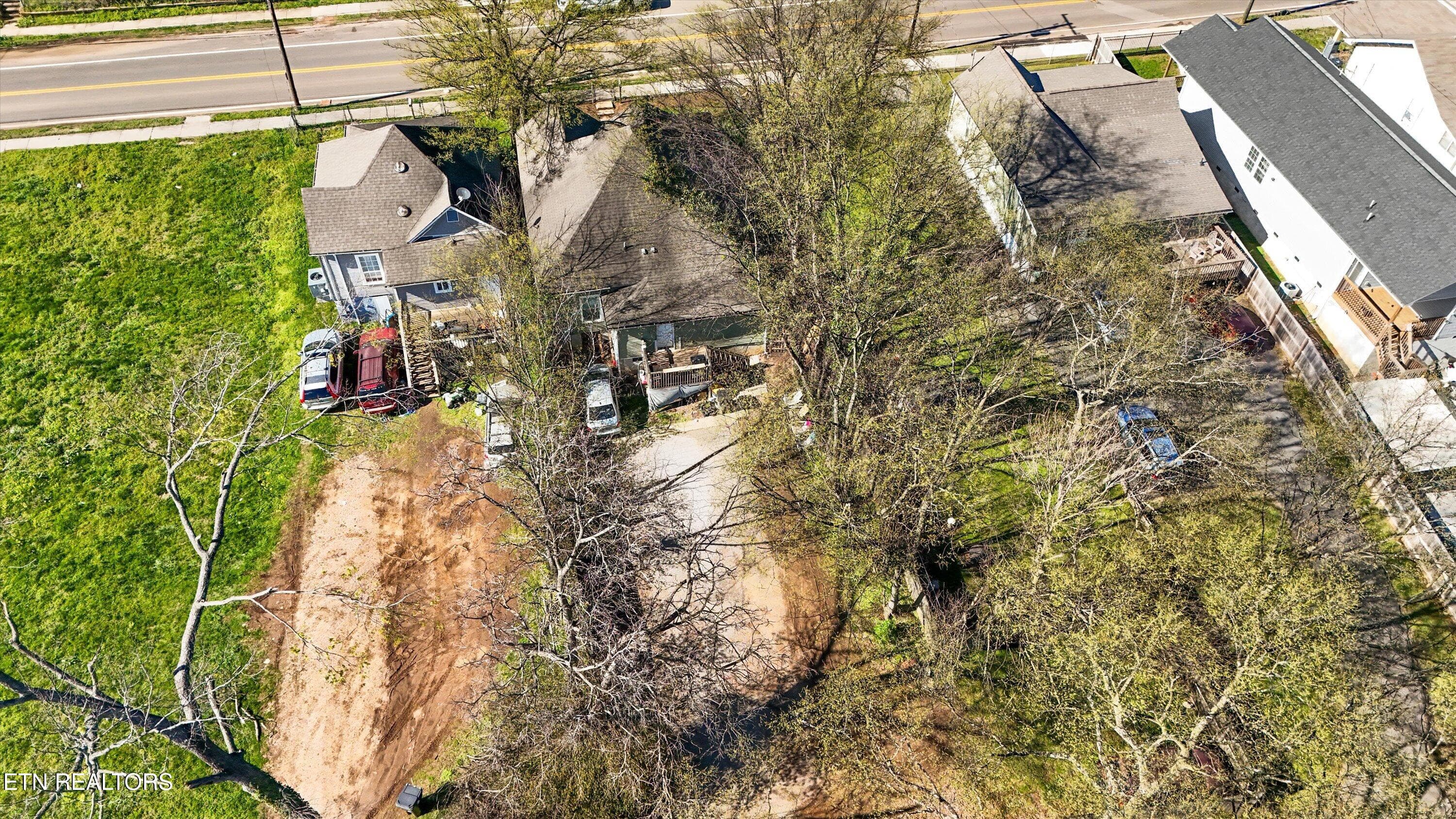 30-1332 Beaumont Ave 30 - 1332 Beaumont Ave, Knoxville, TN 37921, Knoxville