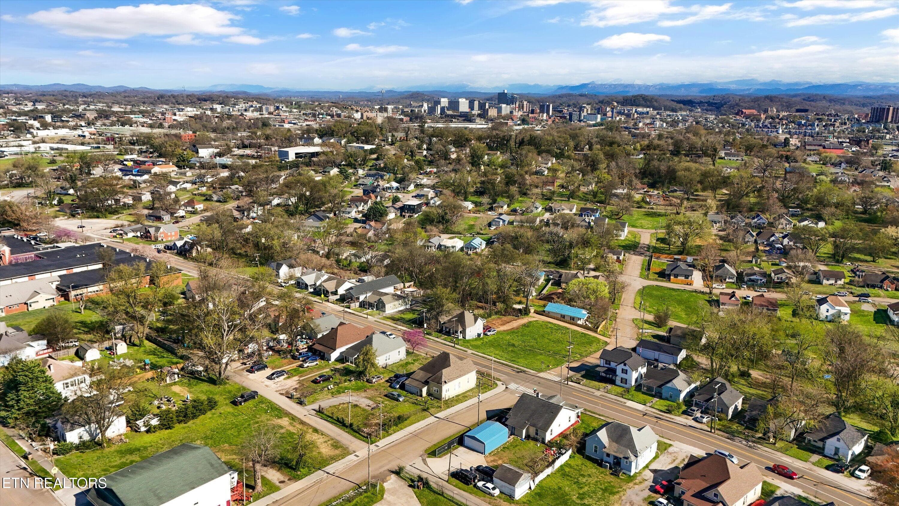 34-1332 Beaumont Ave 34 - 1332 Beaumont Ave, Knoxville, TN 37921, Knoxville
