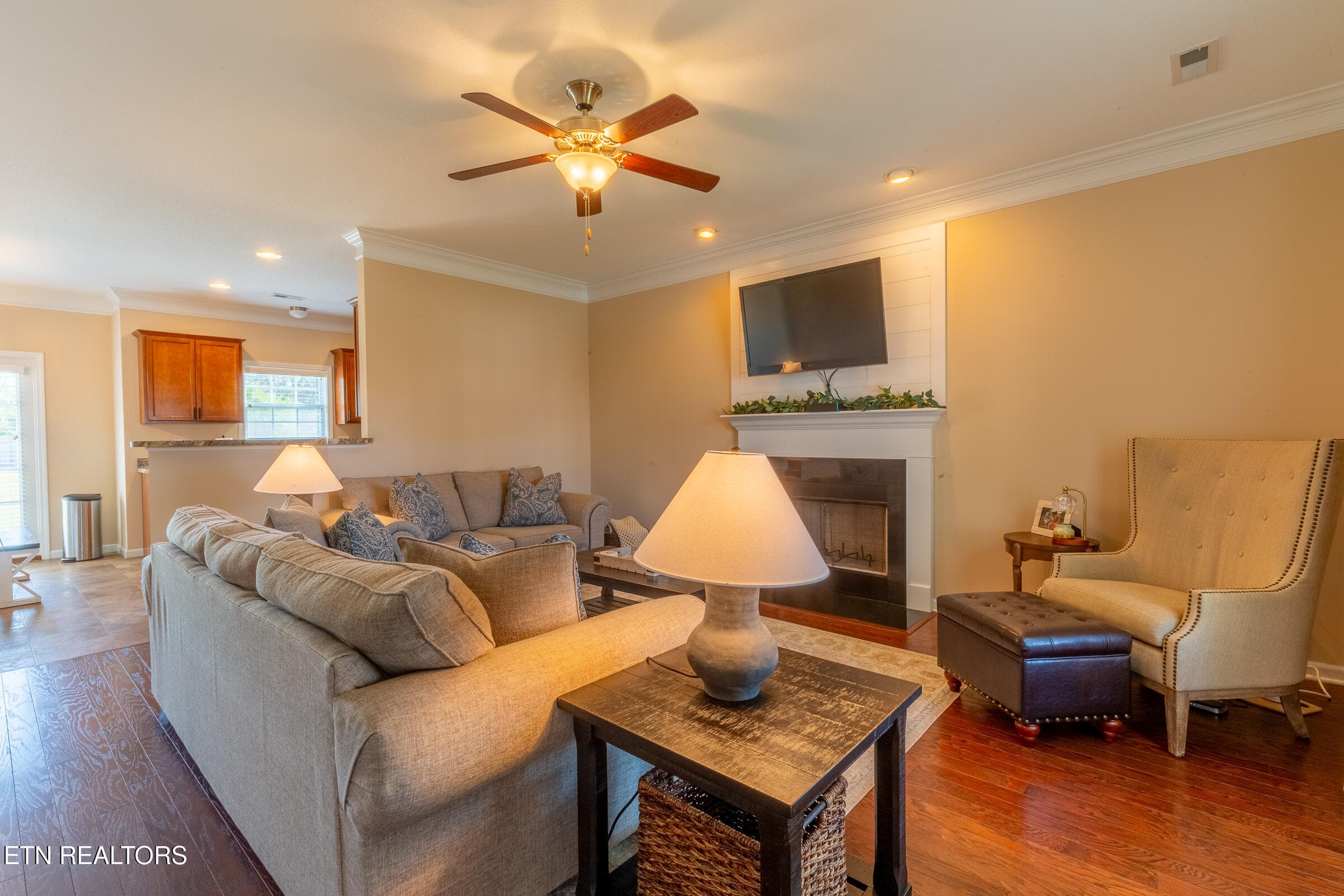 living rm - 7528 Dupree Rd, Knoxville, TN 37920, Knoxville