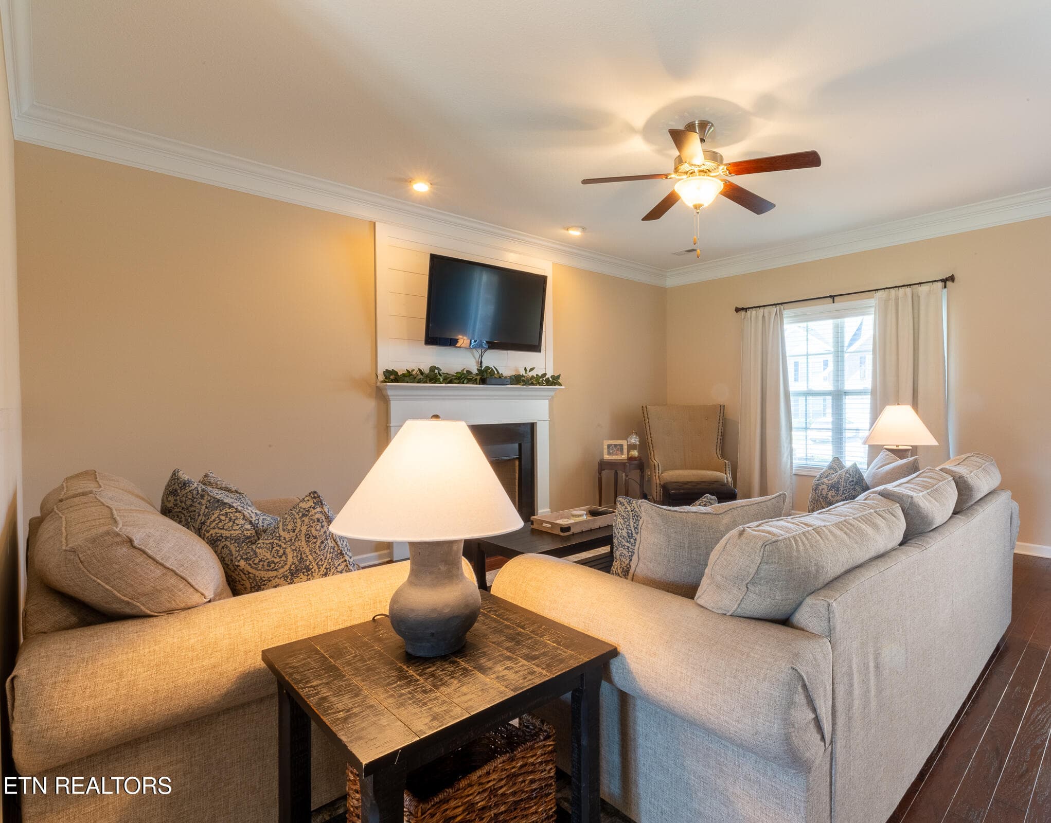 living rm - 7528 Dupree Rd, Knoxville, TN 37920, Knoxville