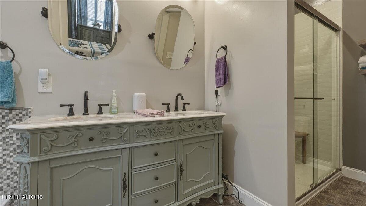 17-Primary Bath - 5904 Whisper Ridge Lane, Corryton, TN 37721, Corryton