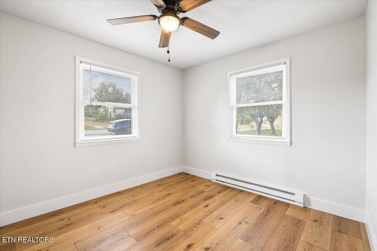 32-234 College Park Dr - 234 College Park Rd, LaFollette, TN 37766, LaFollette