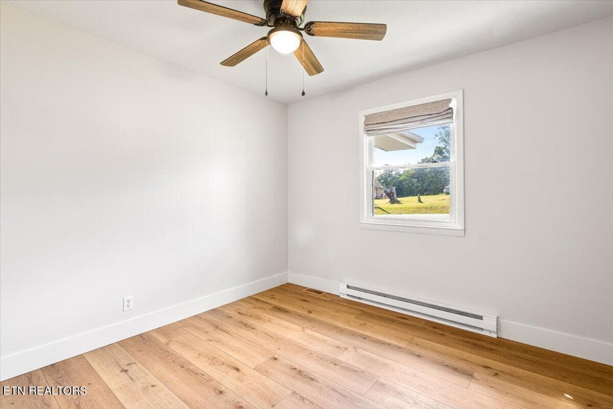 30-234 College Park Dr - 234 College Park Rd, LaFollette, TN 37766, LaFollette