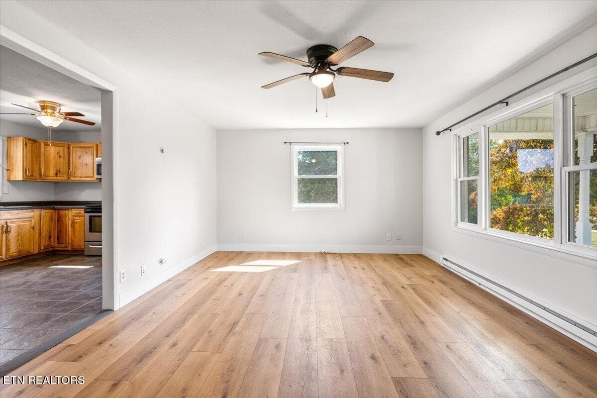 15-234 College Park Dr - 234 College Park Rd, LaFollette, TN 37766, LaFollette