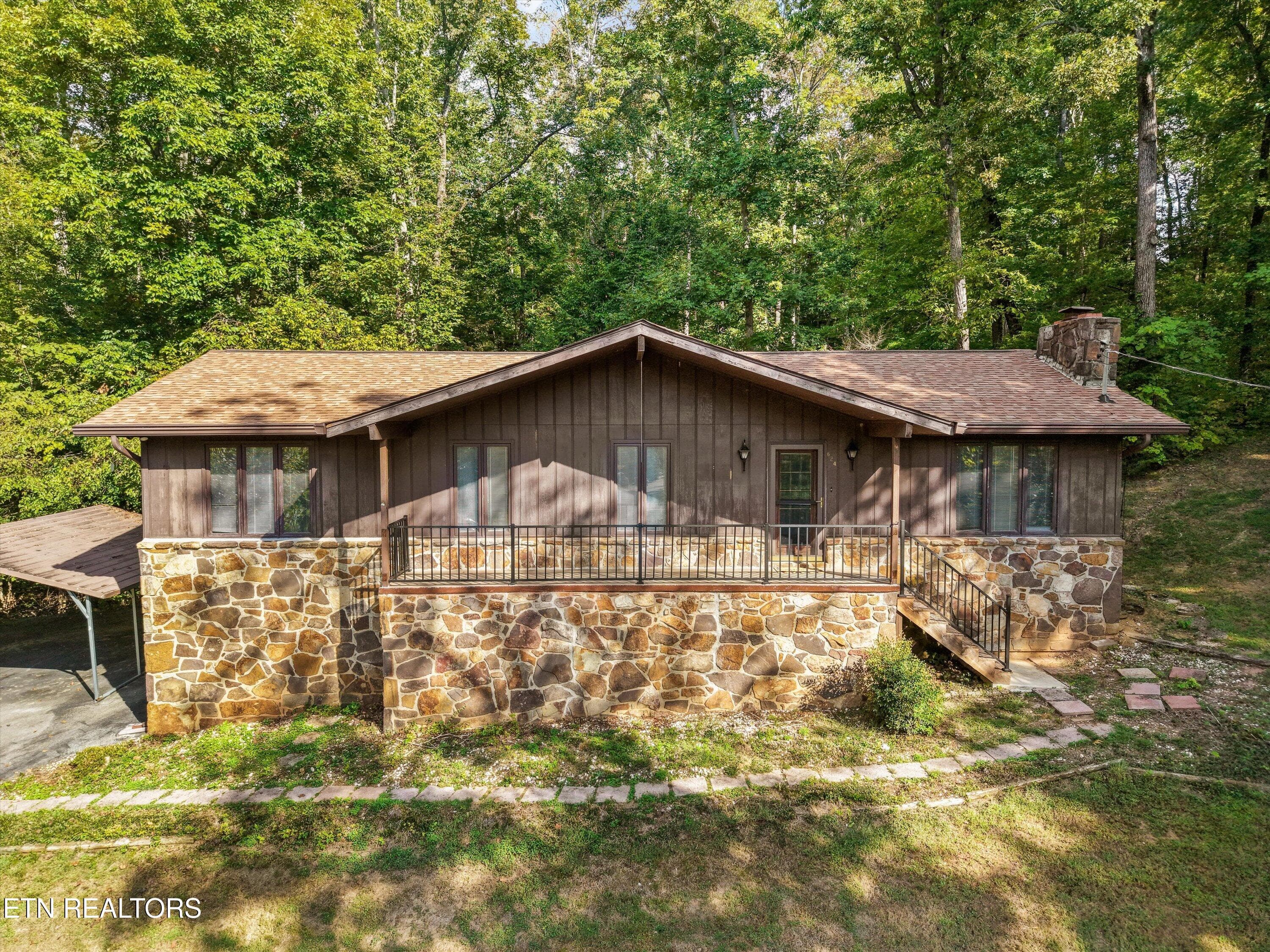 01-624 Starlite Ln39 - 624 Starlite Lane, Knoxville, TN 37920, Knoxville