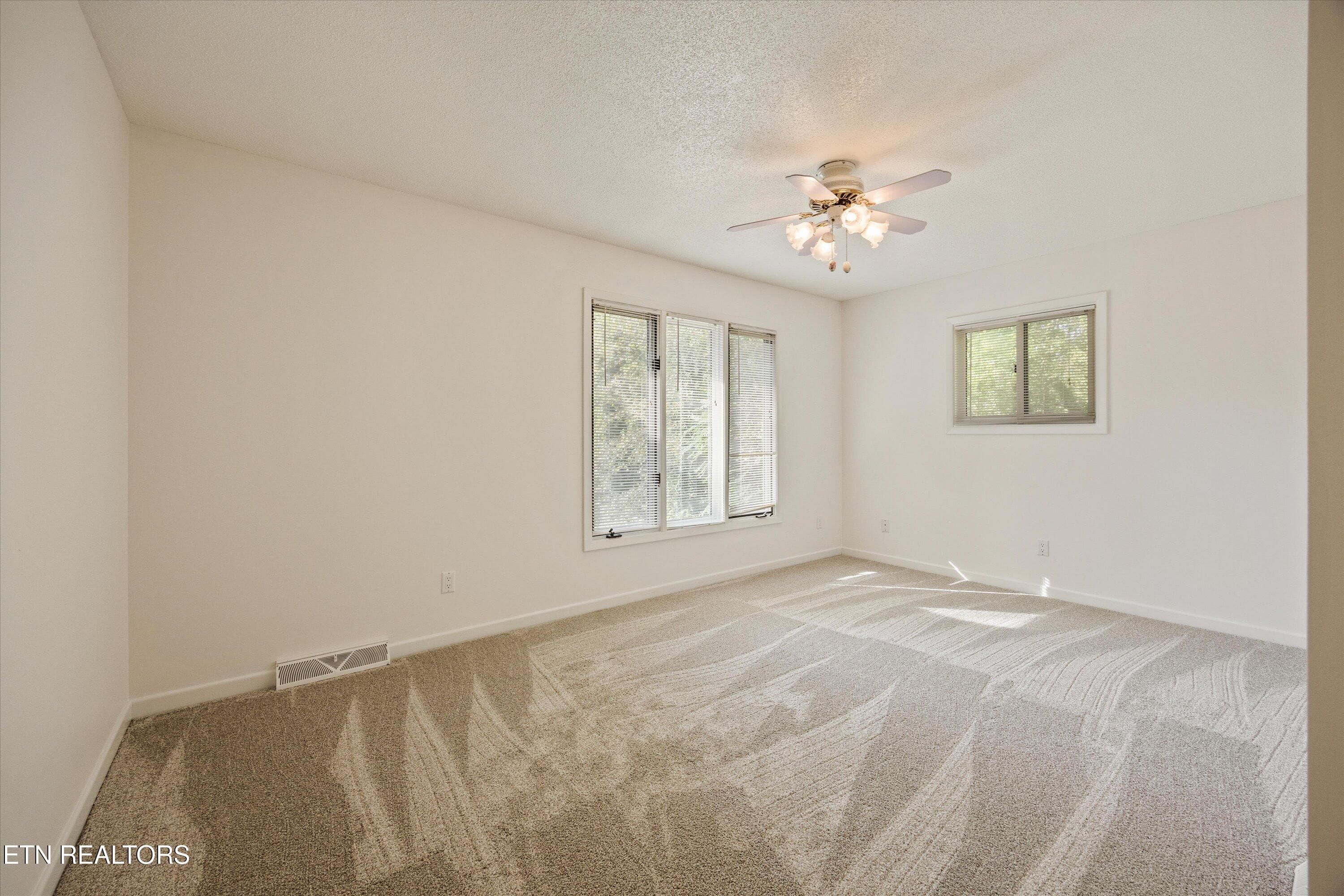 09-624 Starlite Ln12 - 624 Starlite Lane, Knoxville, TN 37920, Knoxville