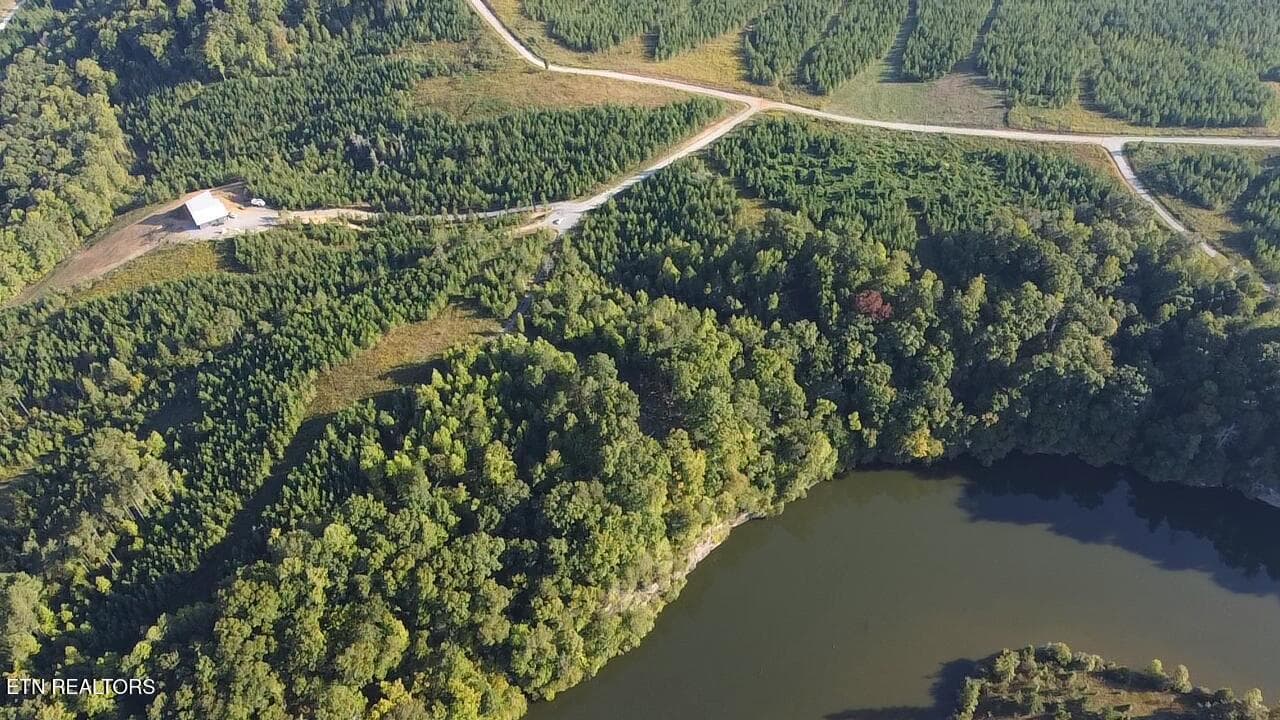 2026-10-01-17-31-08-858 - Vista Drive, Vonore, TN 37885