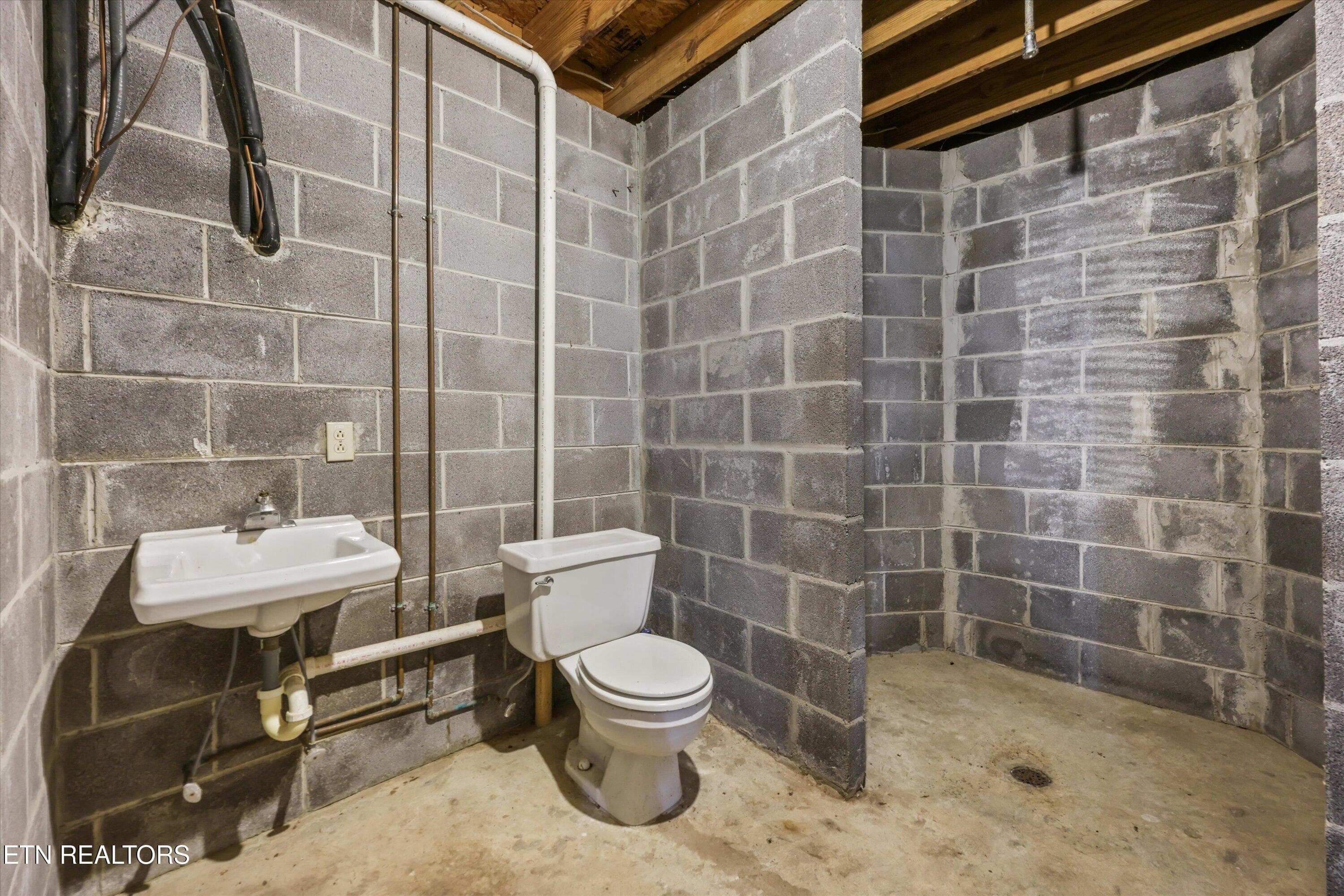 34-2418 Tipton Loop Rd30 - 2418 Tipton Loop Rd, Maryville, TN 37803, Maryville