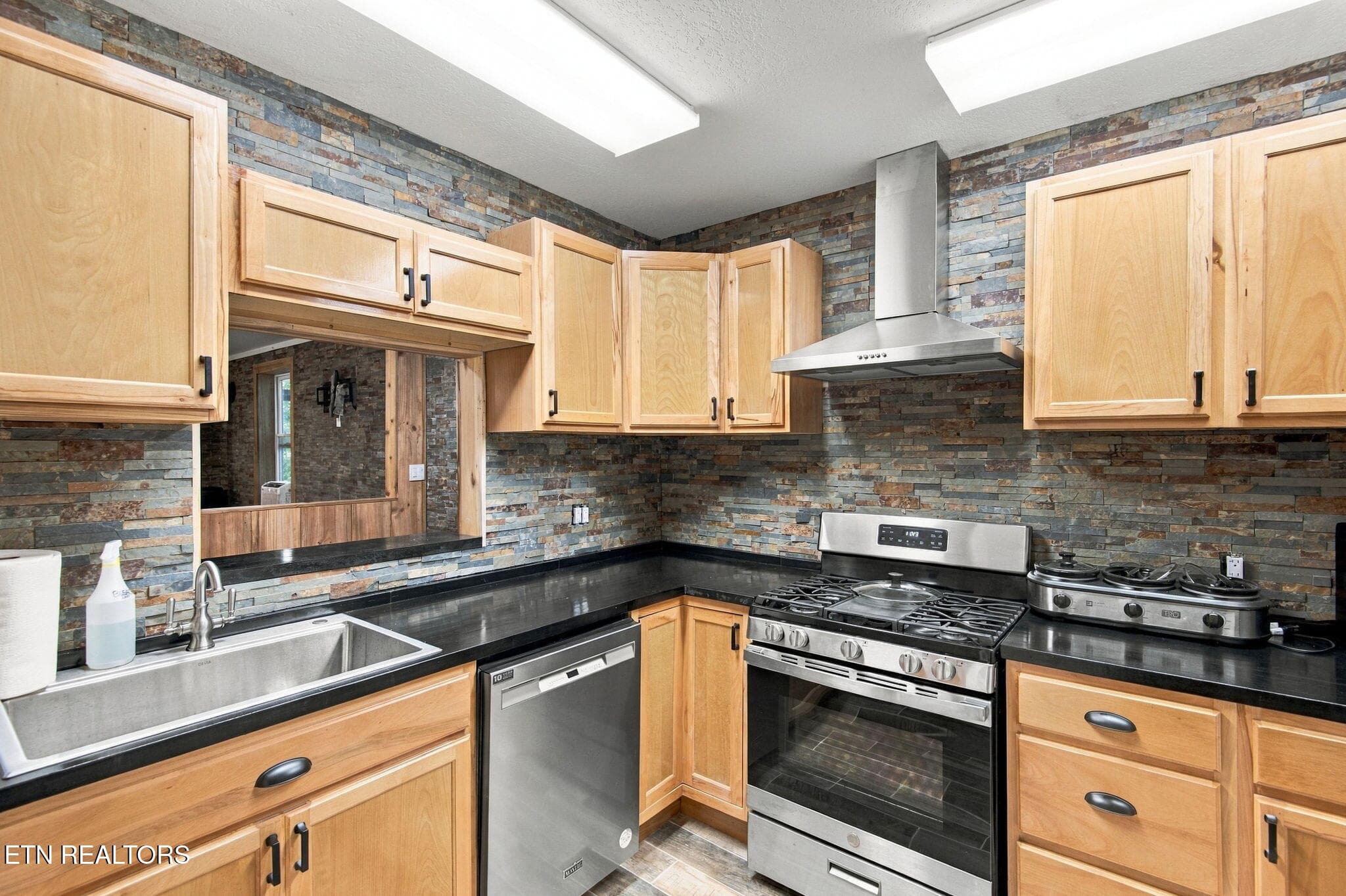 43-web-or-mls-044_TRW_2603 - 5935 New River Hwy, Briceville, TN 37710, Briceville