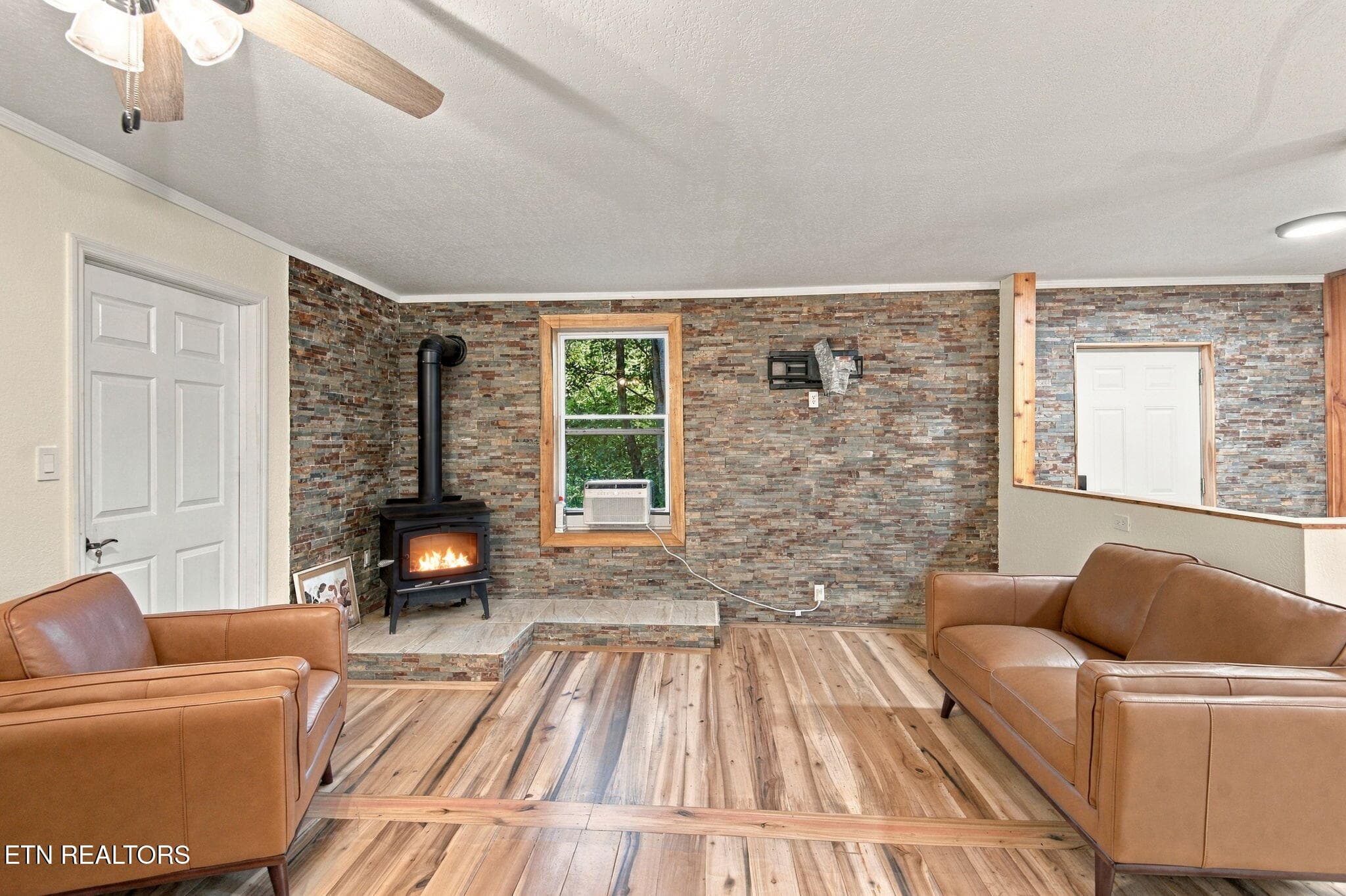 35-web-or-mls-036_TRW_2639 - 5935 New River Hwy, Briceville, TN 37710, Briceville