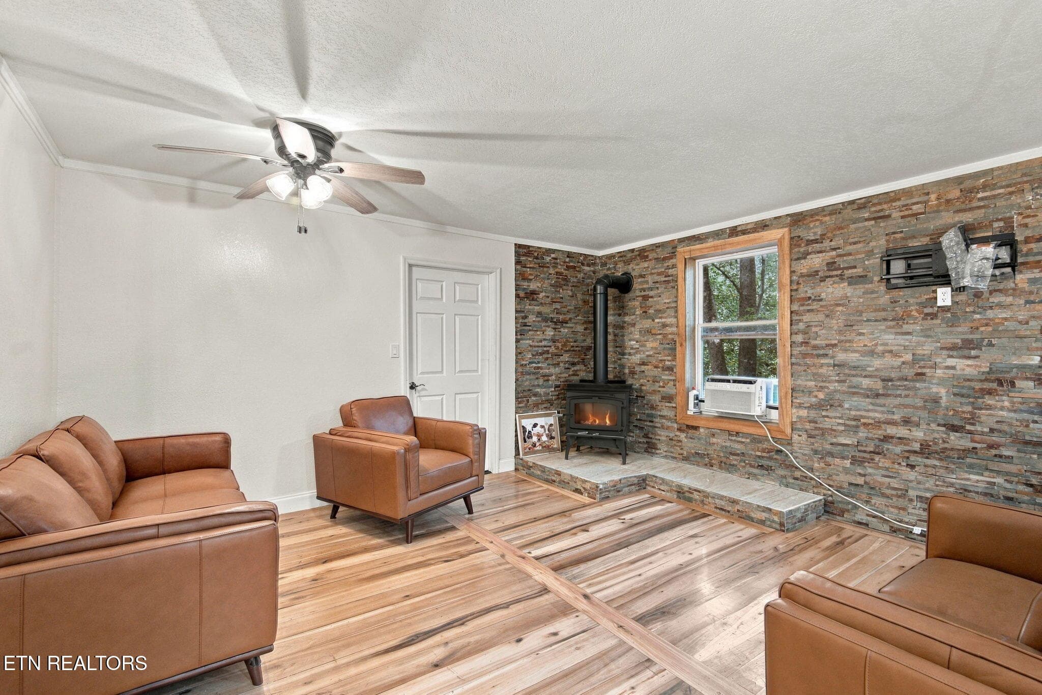 36-web-or-mls-037_TRW_2642 - 5935 New River Hwy, Briceville, TN 37710, Briceville