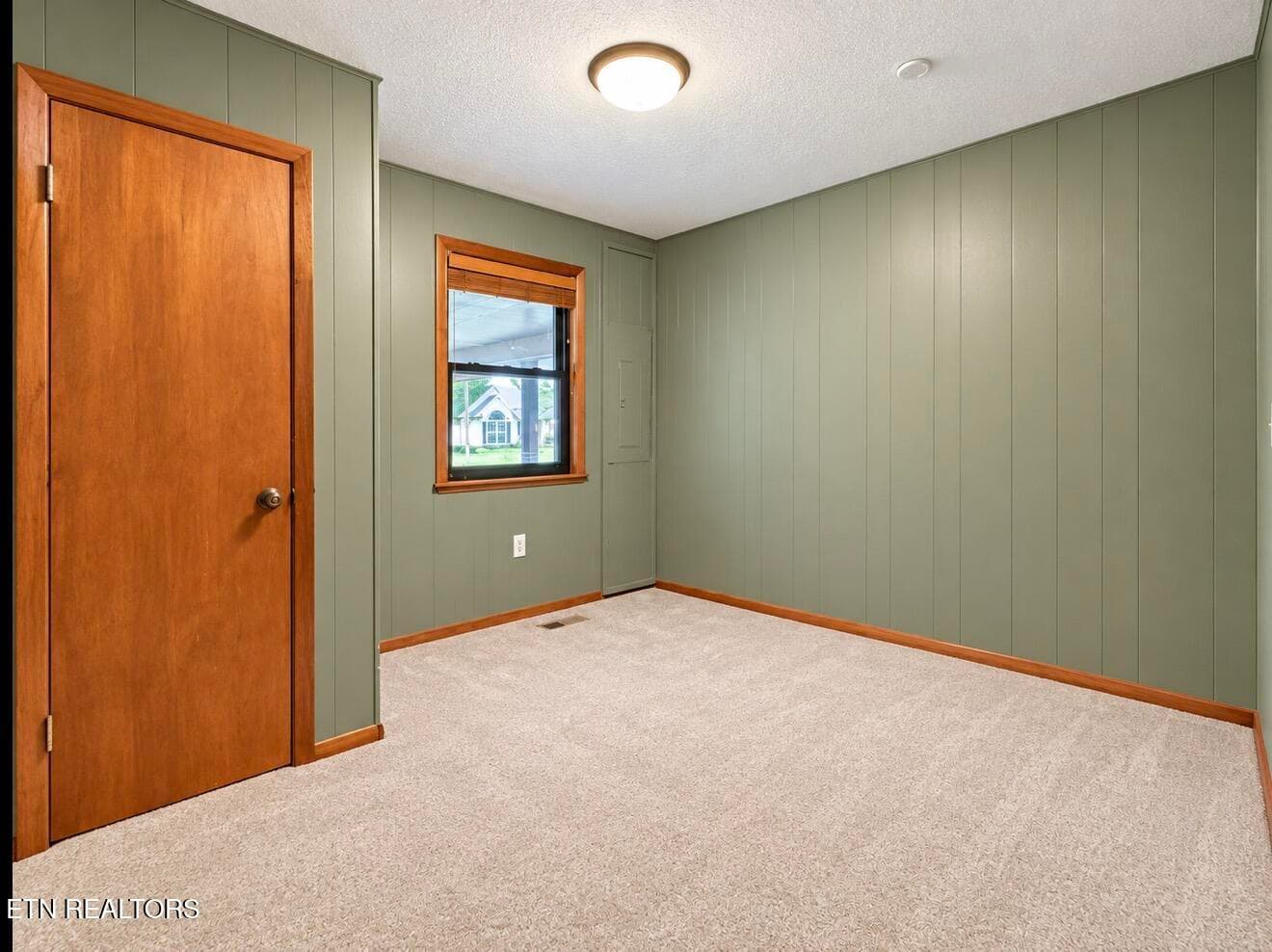 16 - 311 Poplar St, Sevierville, TN 37862, Sevierville