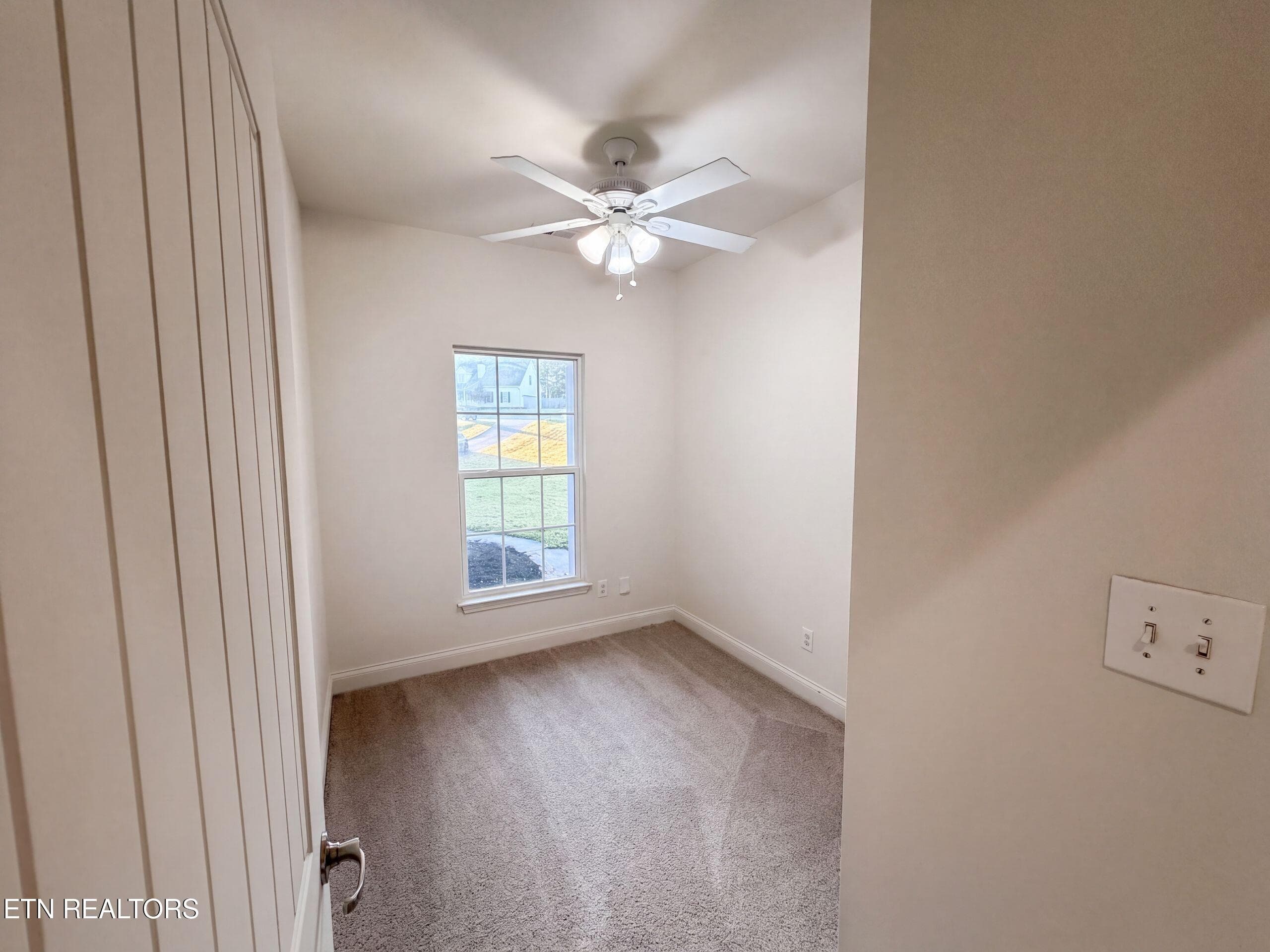 listing_17 - 2433 Misty Ridge Drive, Lenoir City, TN 37772, Lenoir City