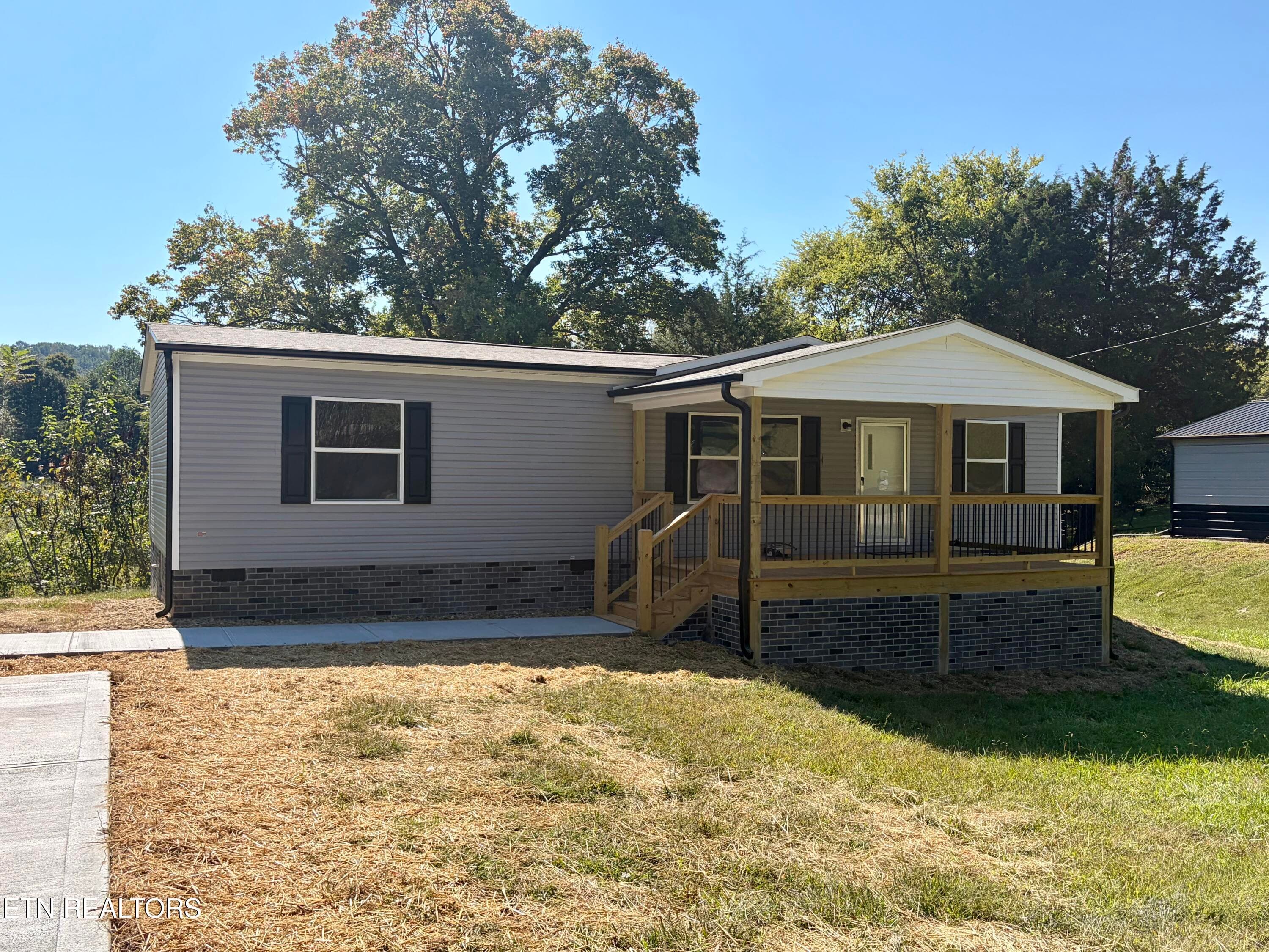 2512 Mynatt Rd, Knoxville, TN 37918