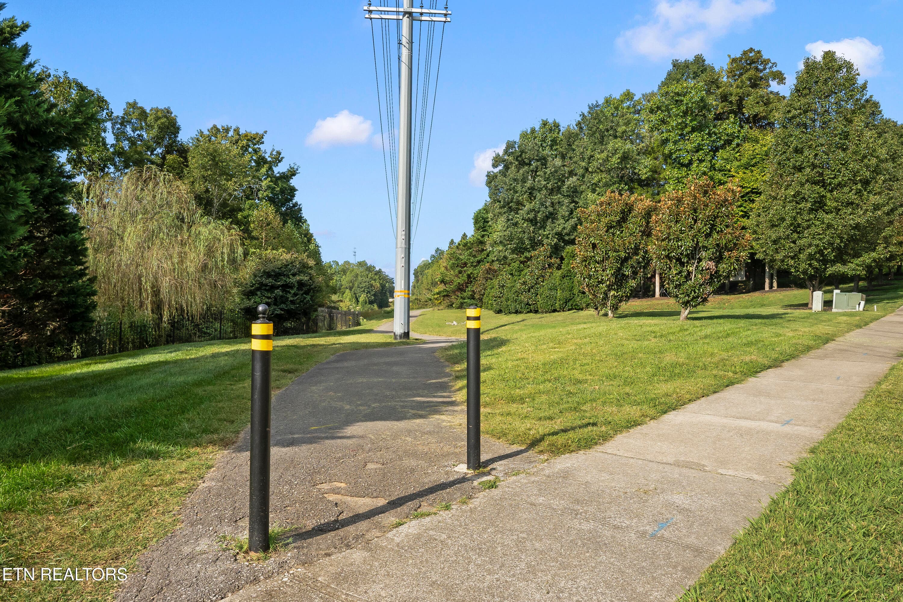 Greenway - 12715 Pepperwood Lane, Knoxville, TN 37934, Knoxville