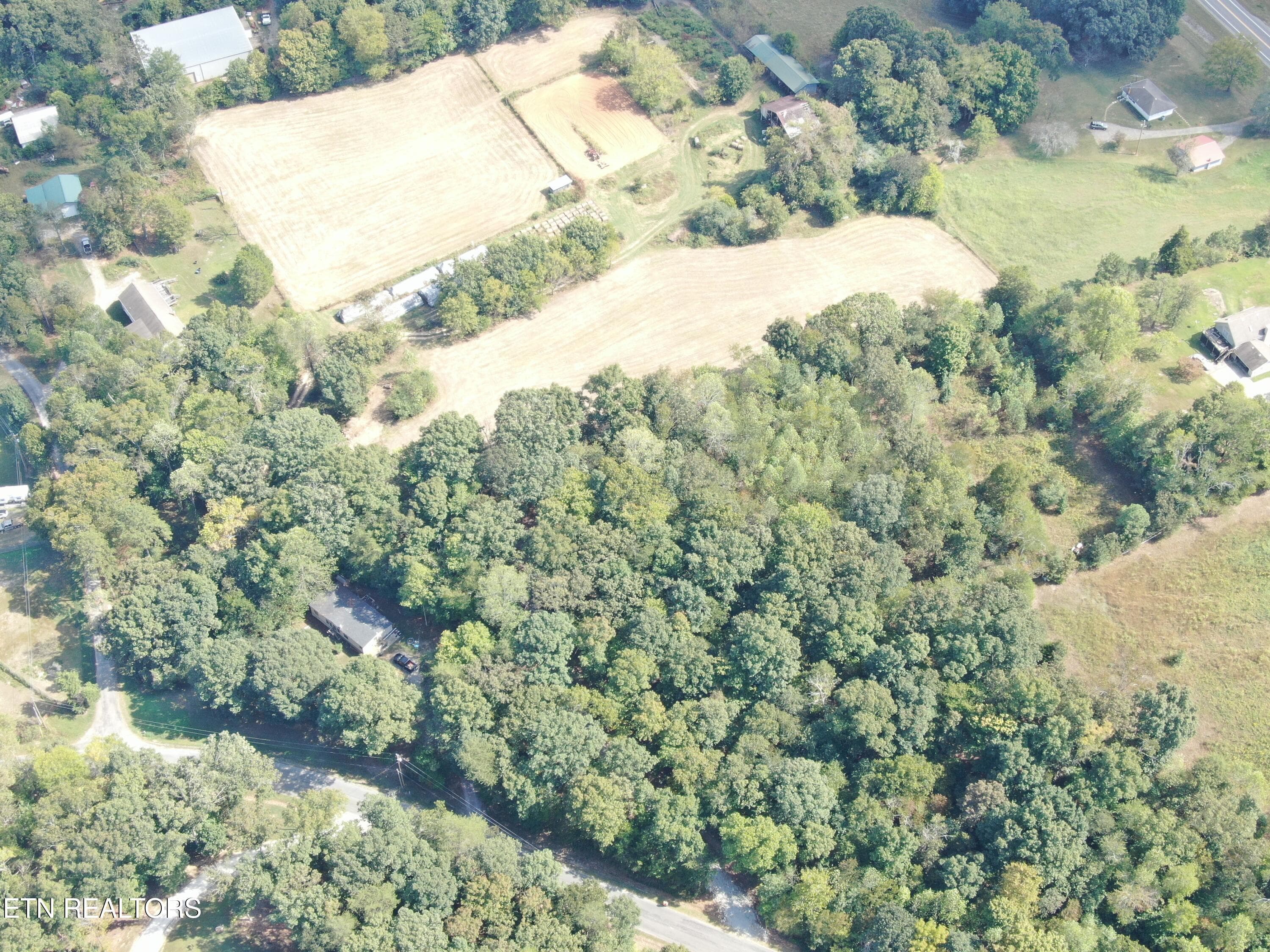 IMG_1622 - 134 County Road 212, Athens, TN 37303, Athens
