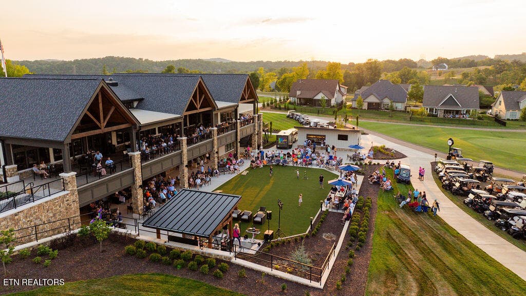 Clubhouse - 337 Flip Flop Way, Loudon, TN 37774, Loudon