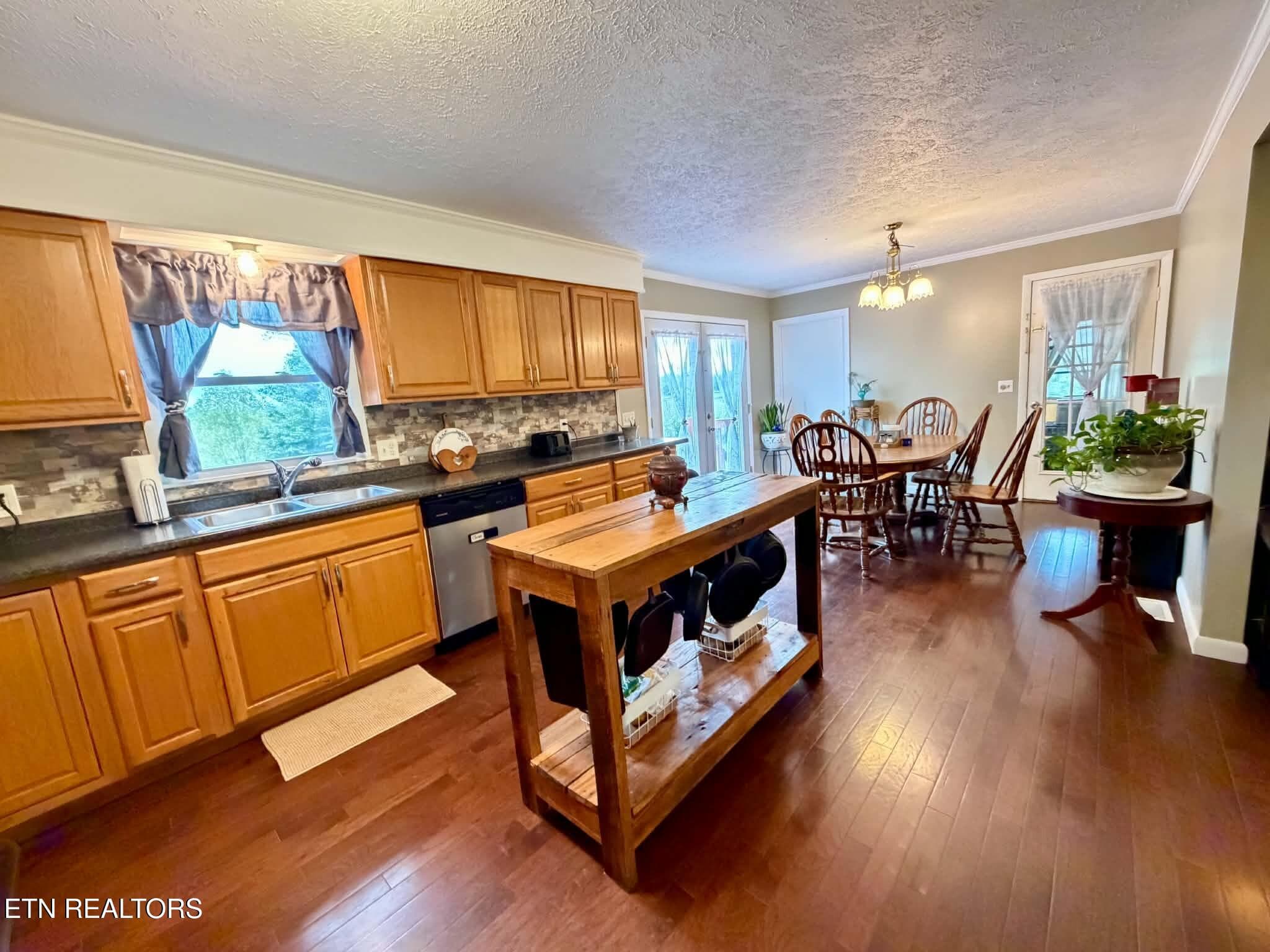 14d7e57e-655e-478c-ad8d-8e5743fafc2a - 2799 Doran Rd, Sparta, TN 38583, Sparta