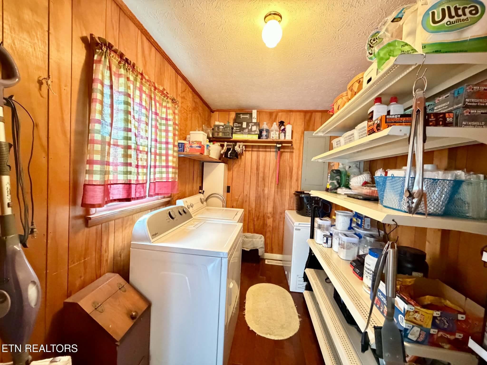 b2bdf4ab-5414-4f56-93bd-d91a4cabd171 - 2799 Doran Rd, Sparta, TN 38583, Sparta