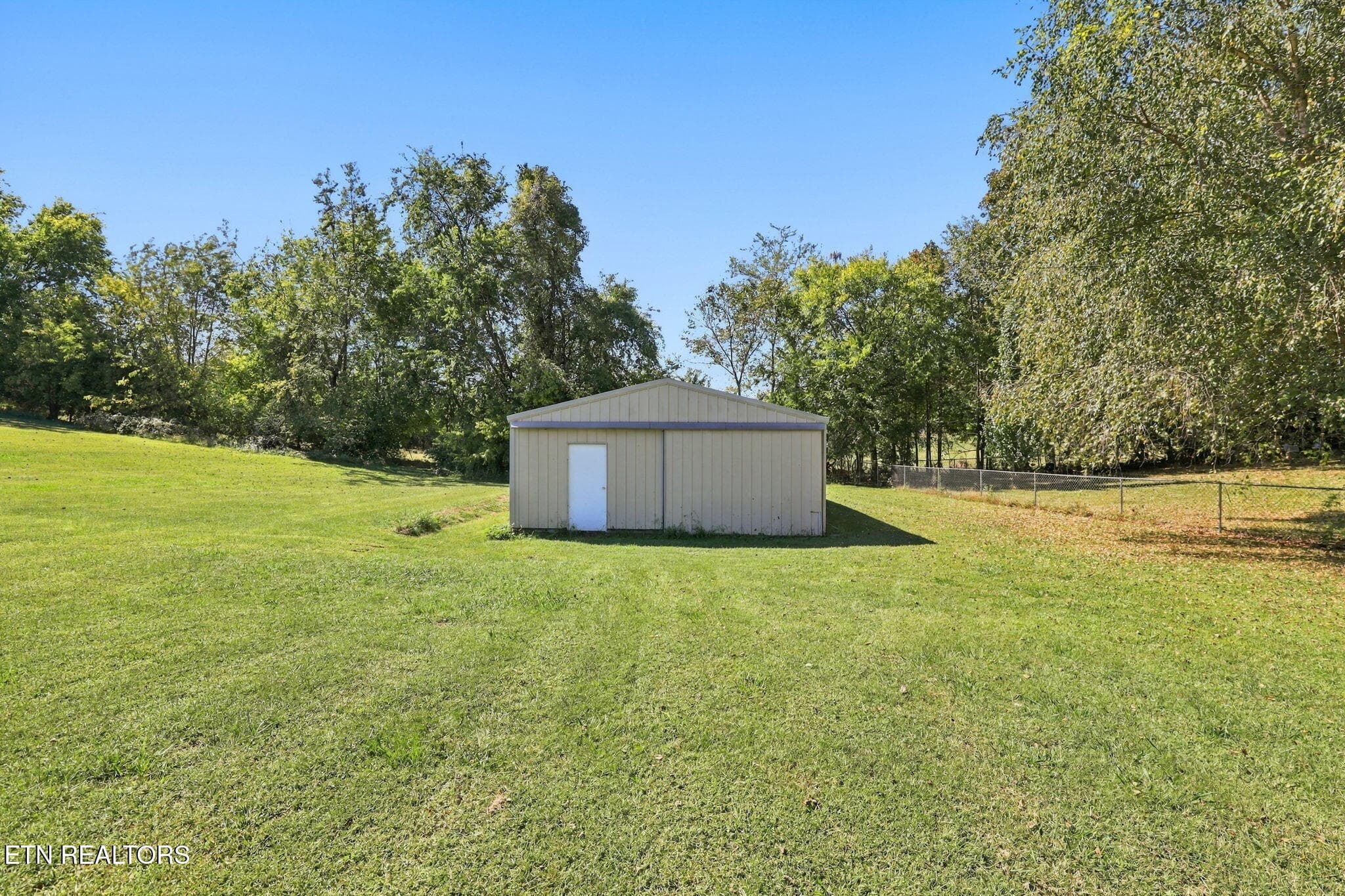 33-web-or-mls-DZ3A3887 - 125 Dorothy Drive, Talbott, TN 37877, Talbott