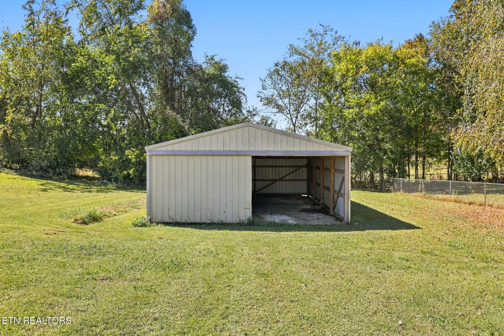 34-web-or-mls-DZ3A3890 - 125 Dorothy Drive, Talbott, TN 37877, Talbott