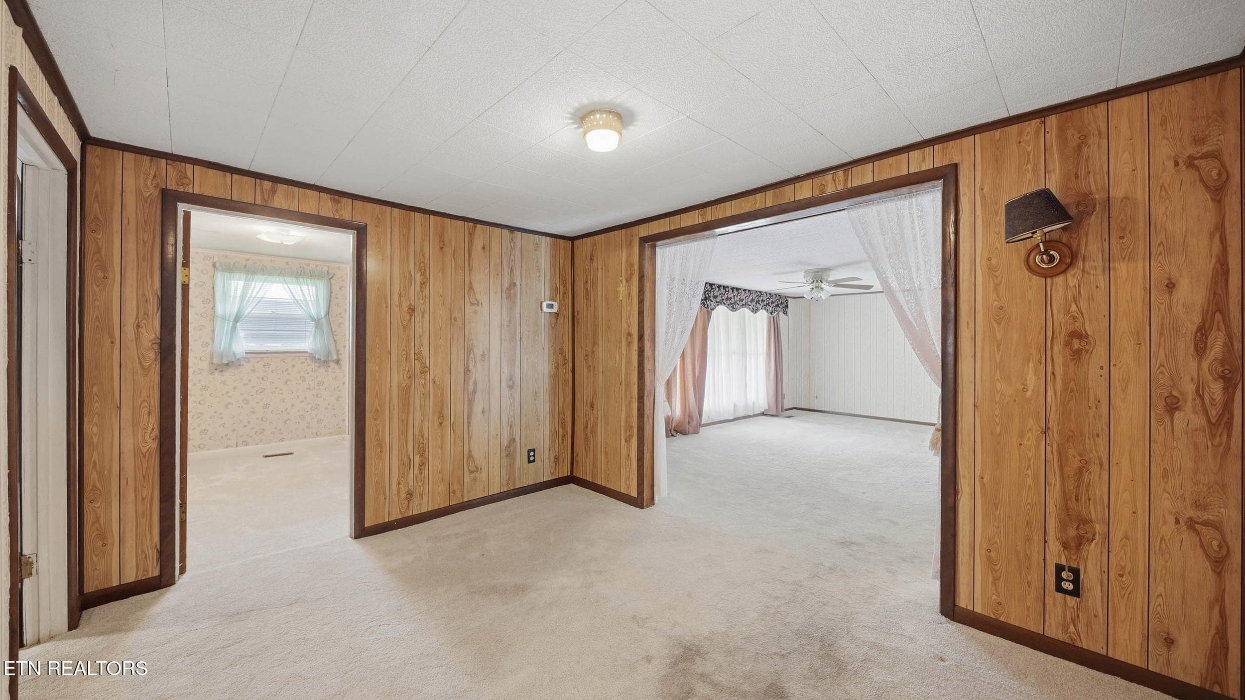 Hallway - 1130 Mcdonald Drive, Chattanooga, TN 37421, Chattanooga