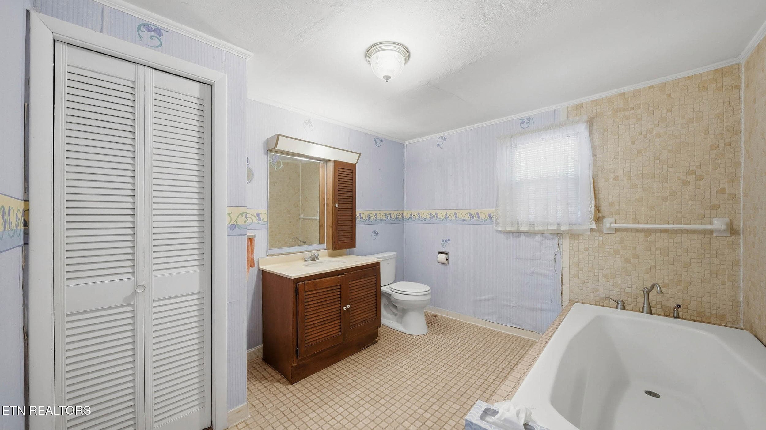 Bathroom 2 - 1130 Mcdonald Drive, Chattanooga, TN 37421, Chattanooga