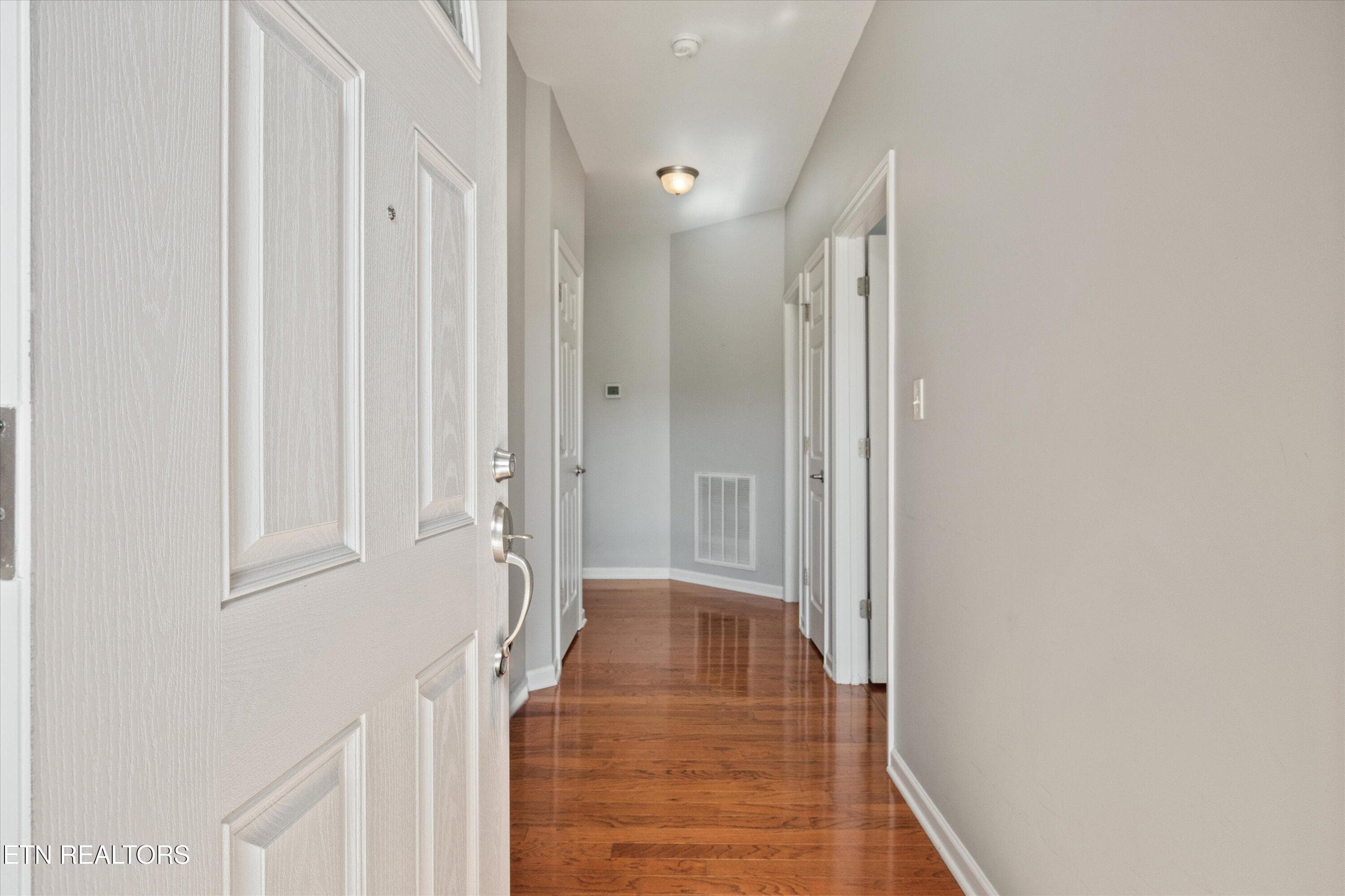 06-1143 Webster Grove Ln NW 01 - 1143 Webster Groves Lane, Knoxville, TN 37909, Knoxville