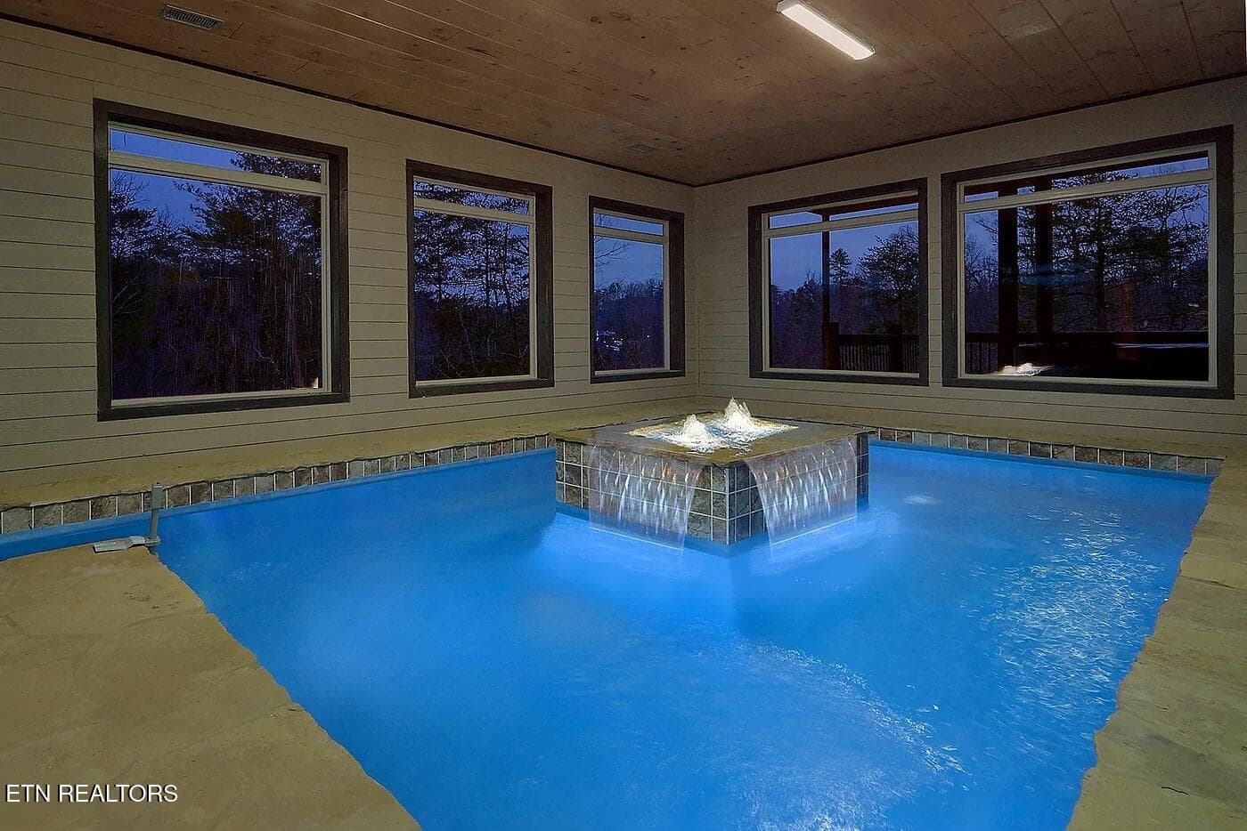 smoky-mountain-masterpiece-cabin-rental- - 1175 Woodland Trek Lane, Sevierville, TN 37876, Sevierville