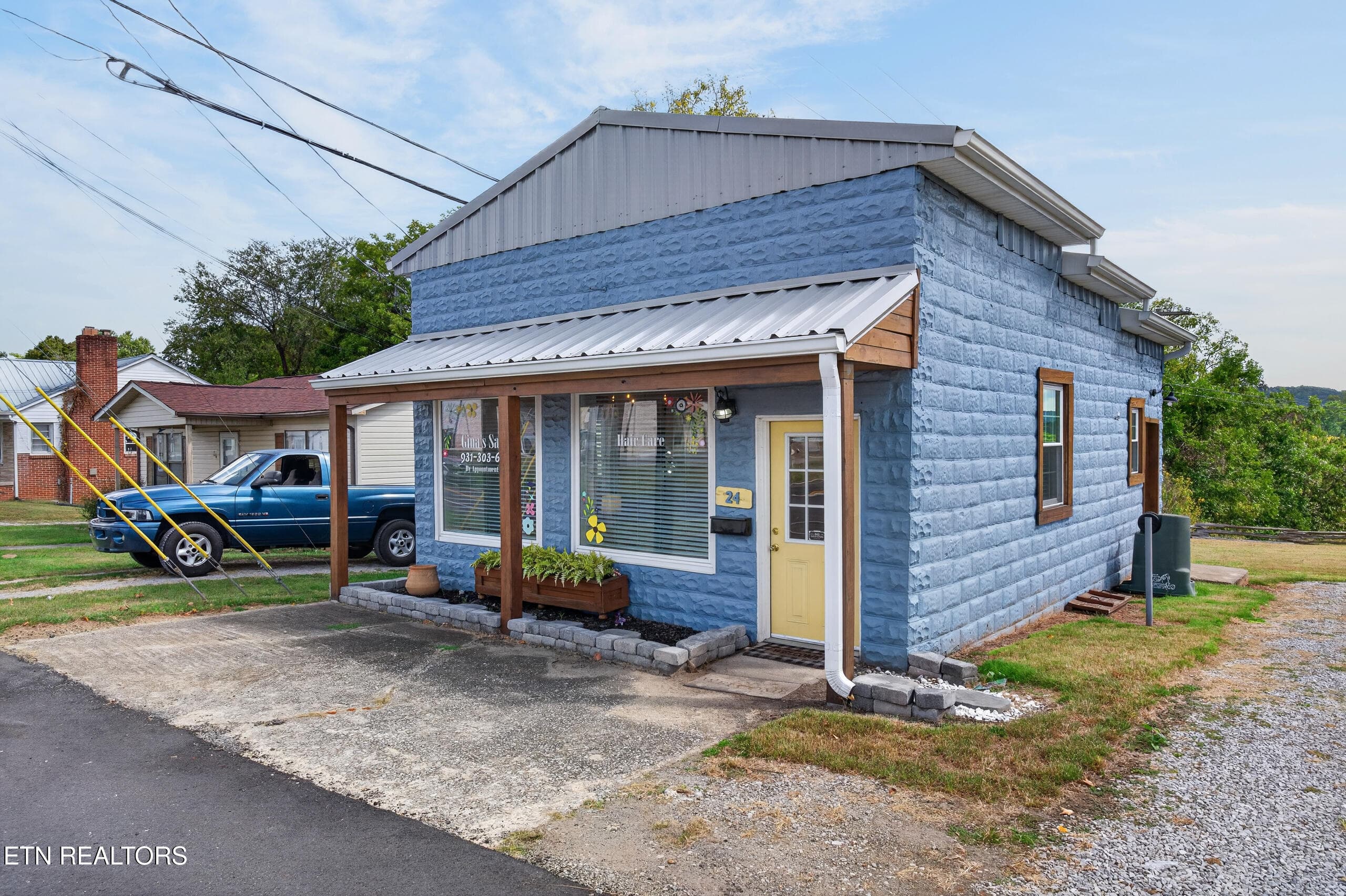 DSC02714 - 24 N Spring St, Sparta, TN 38583, Sparta