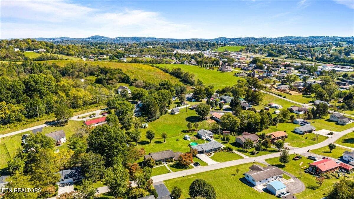 166 Scenic - 166 Scenic Drive, Jacksboro, TN 37757, Jacksboro