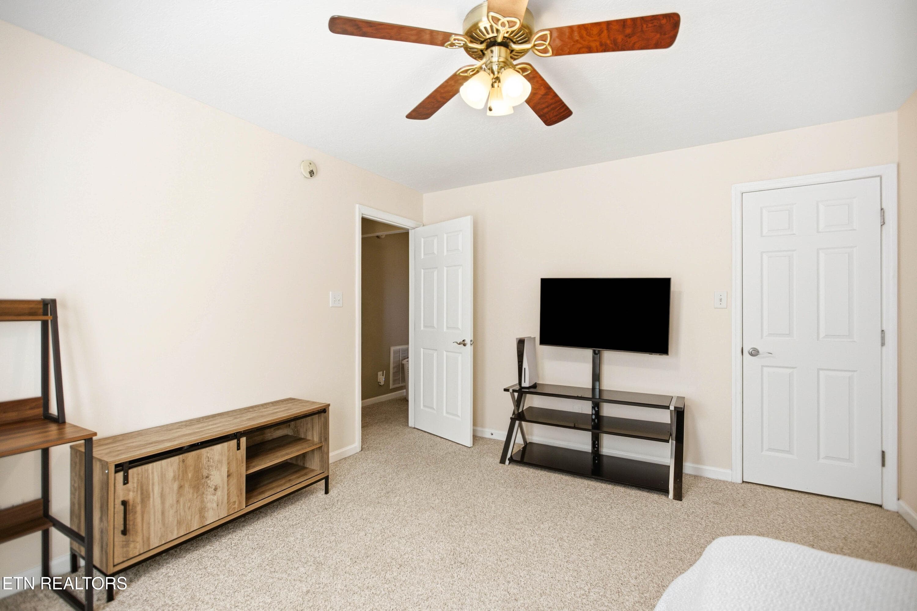 27 - 2462 Glen Meadow Rd, Knoxville, TN 37909, Knoxville