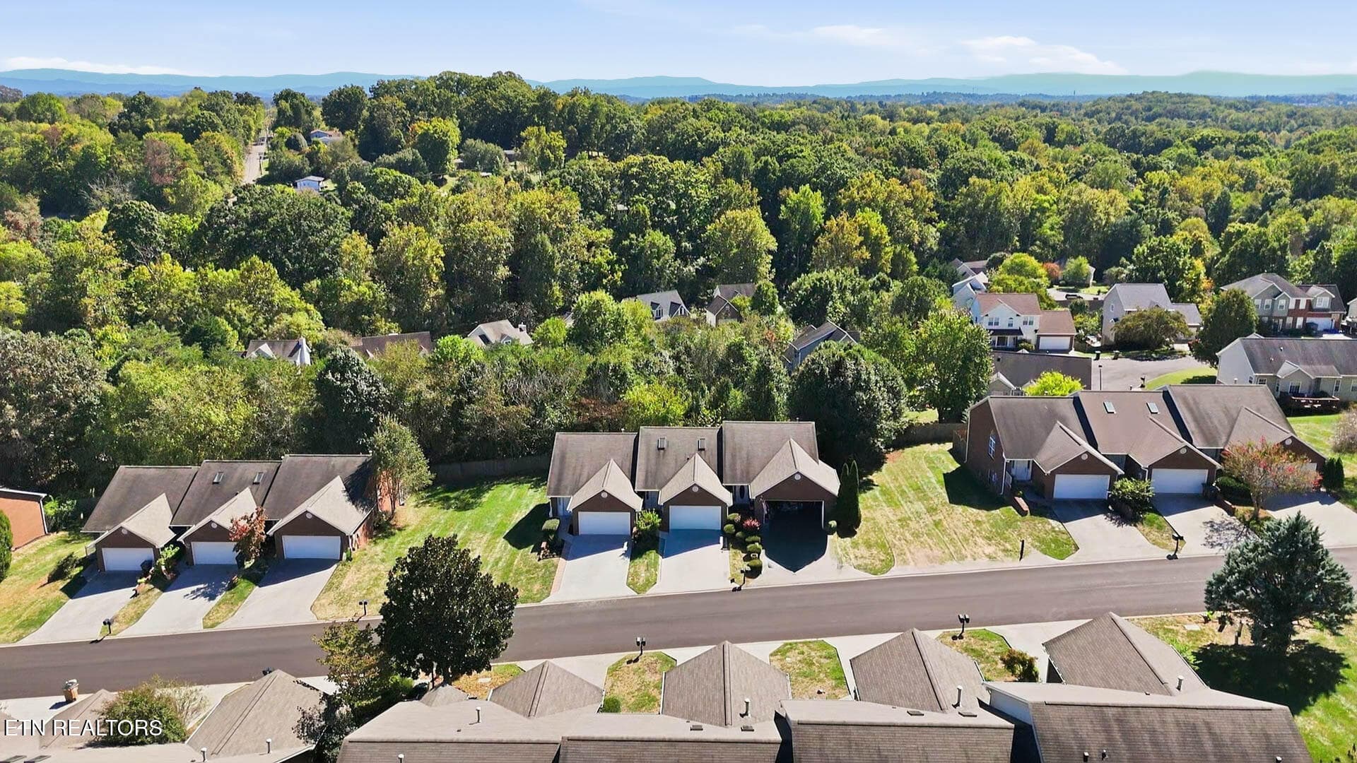 38 - 2462 Glen Meadow Rd, Knoxville, TN 37909, Knoxville