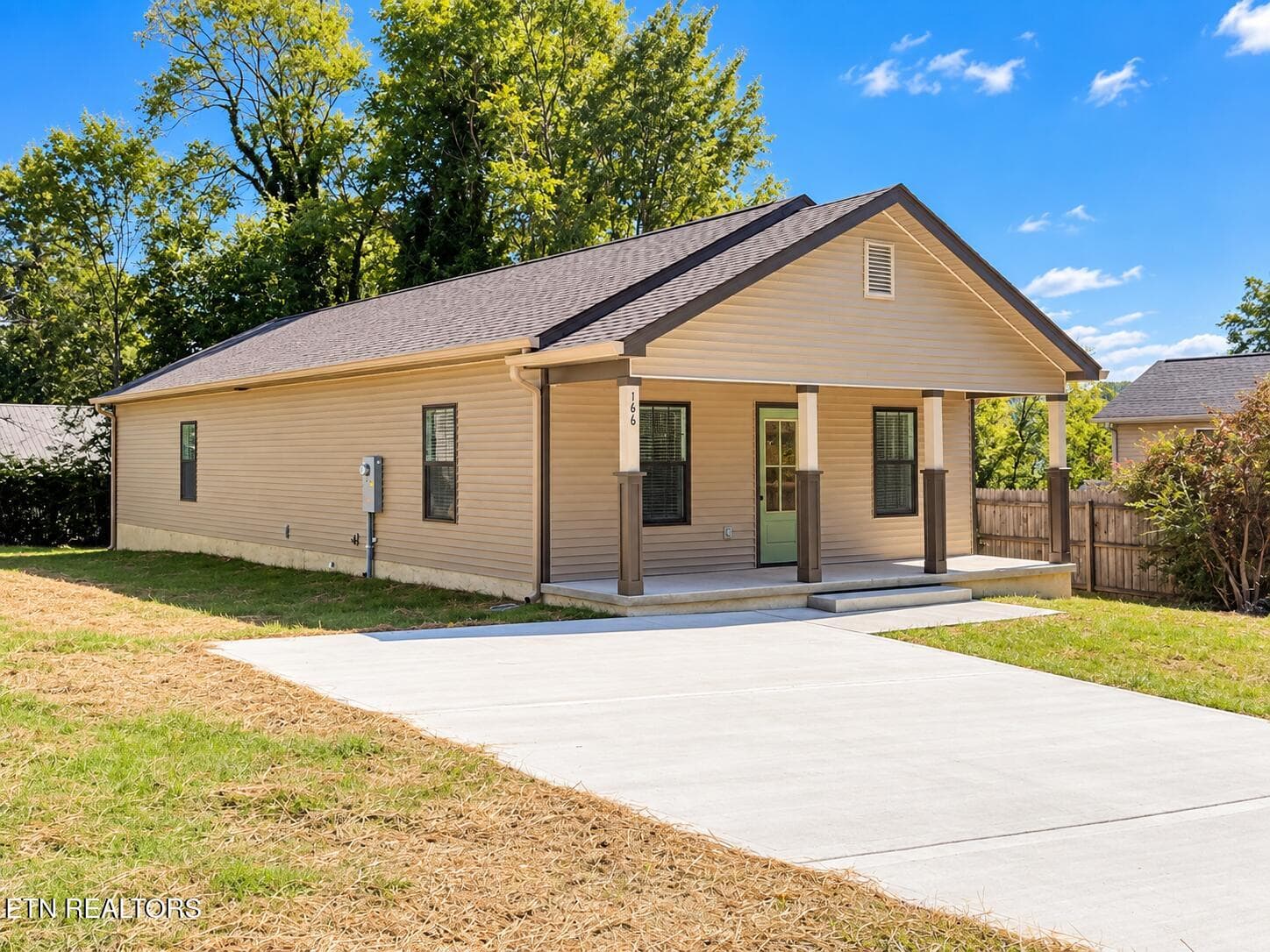 2- Front - 166 College St, Dayton, TN 37321, Dayton