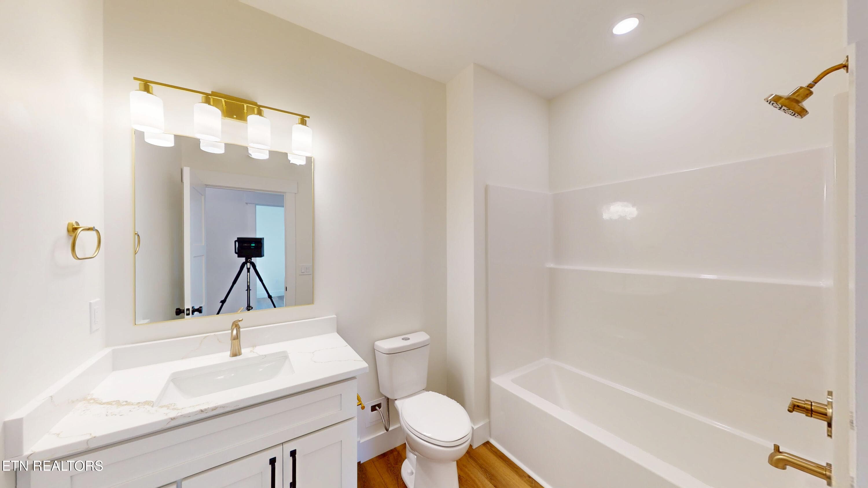 20-Bathroom 1 - 166 College St, Dayton, TN 37321, Dayton
